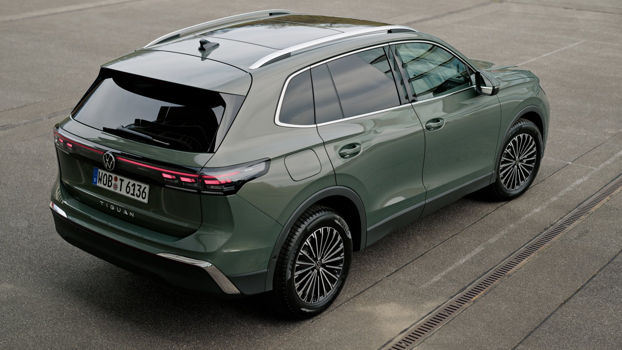 01_Tiguan_VW_Walkaround_1.jpg