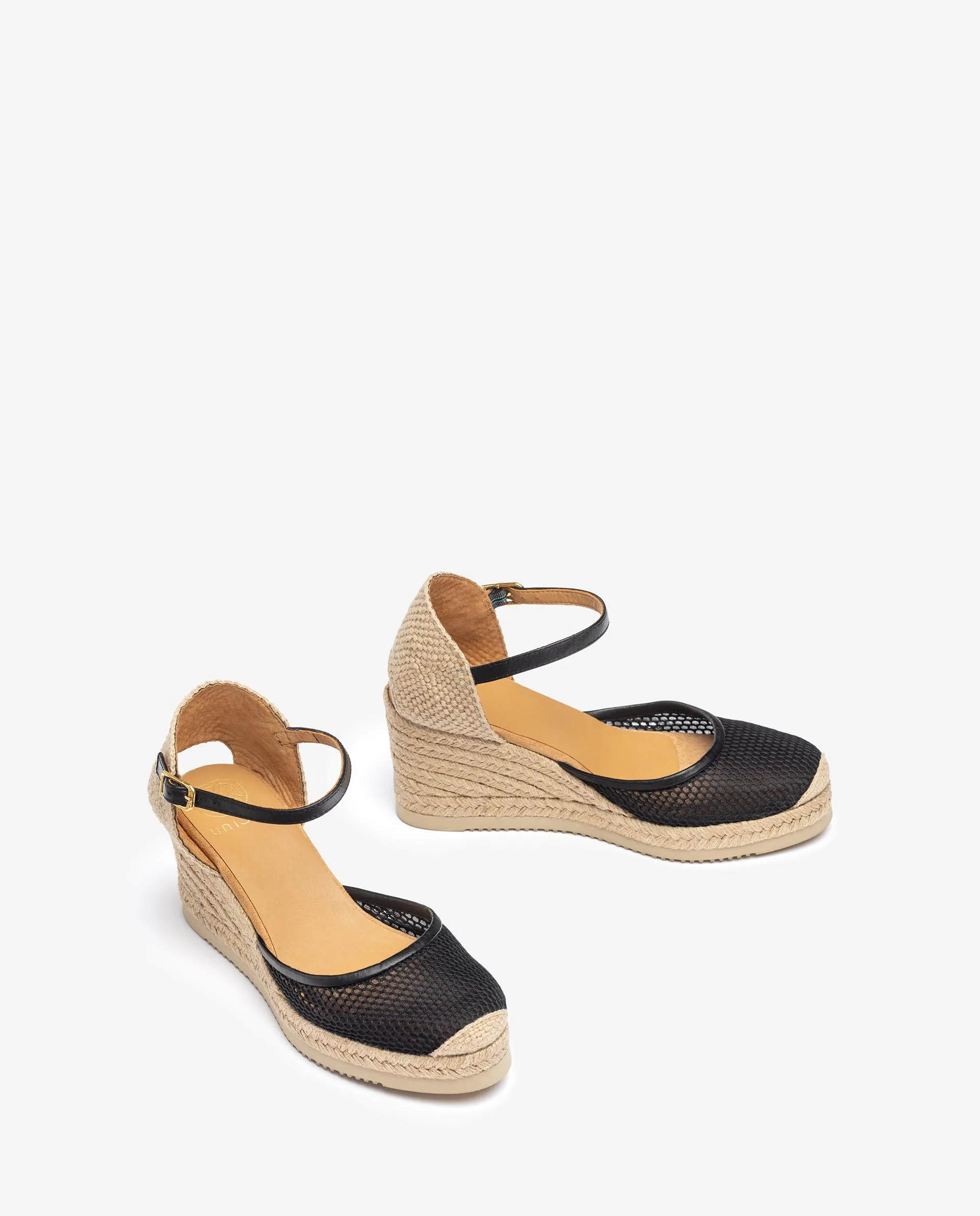 alpargatas-corebo-nfi-black-99fb2.png