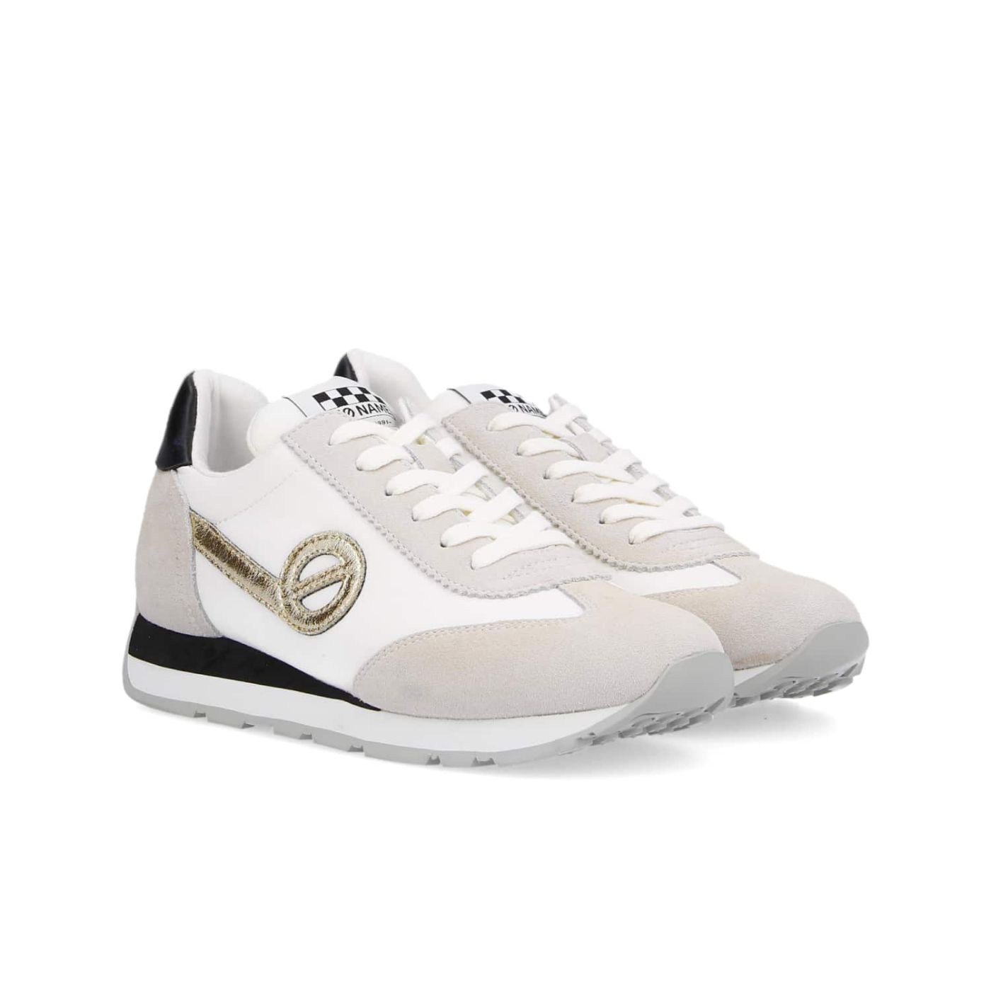 BREAKER - WHITE(2).jpeg