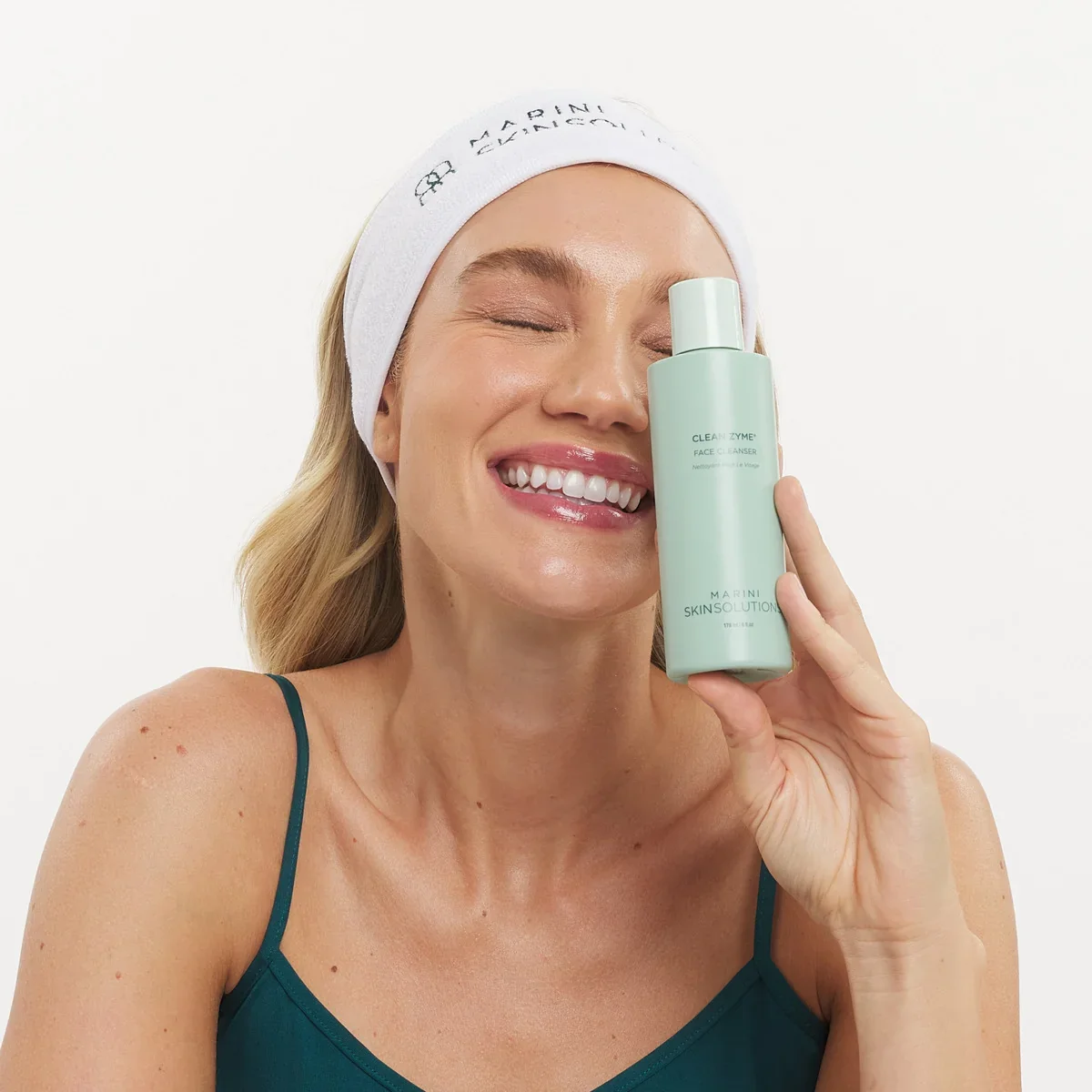 Clean-Zyme-Model-07_1.jpg.webp