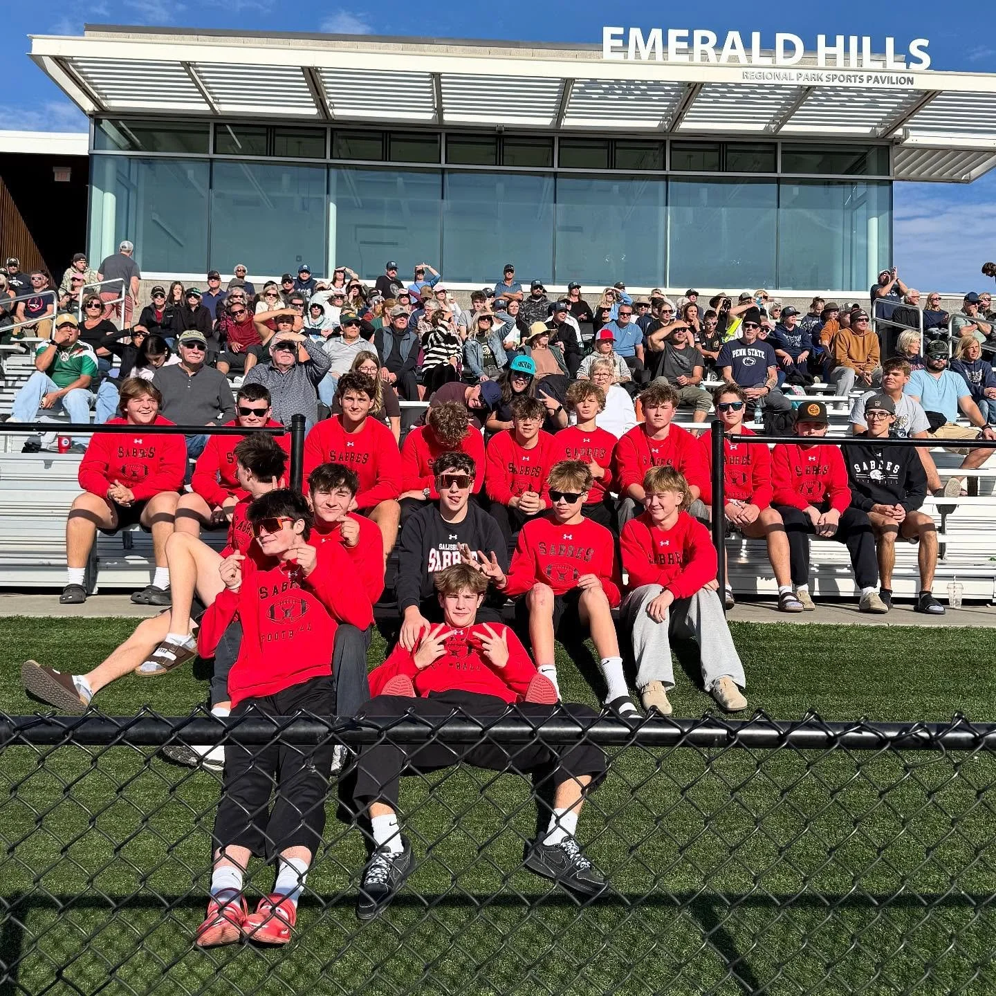 Junior squad out supporting at the Rams vs Wolverines game!!🔴⚔️⚫️
Sherwood Park Football supporting Sherwood Park Football!!
#SABREPRIDE🔴⚔️⚫️
#BOSS
#FAMILY
#PTS🗡️
#ALLIN🔴⚔️⚫️