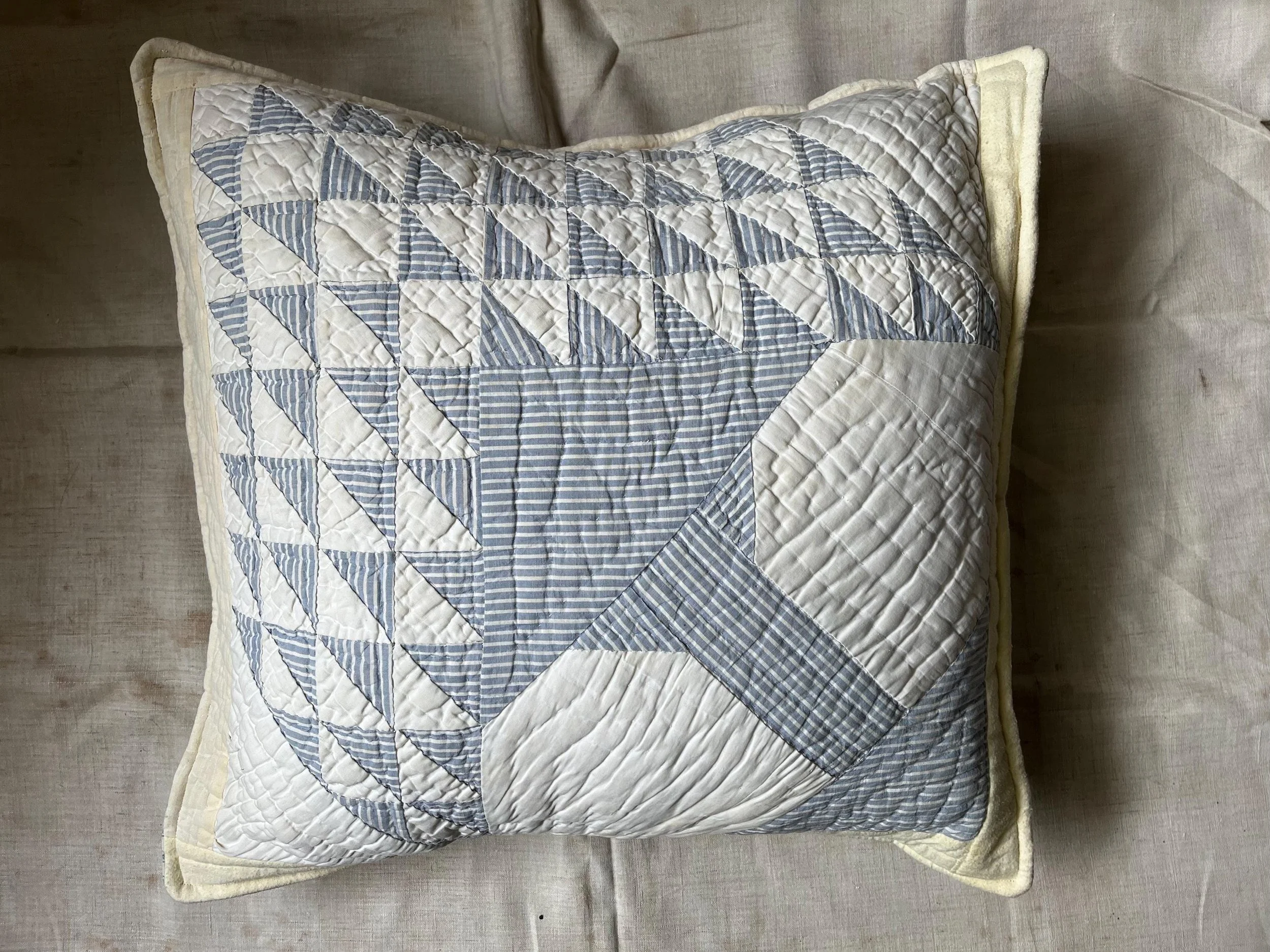 https://i.etsystatic.com/11614172/r/il/04e1b4/8095164400/il_fullxfull.8095164400_ok8w.jpg