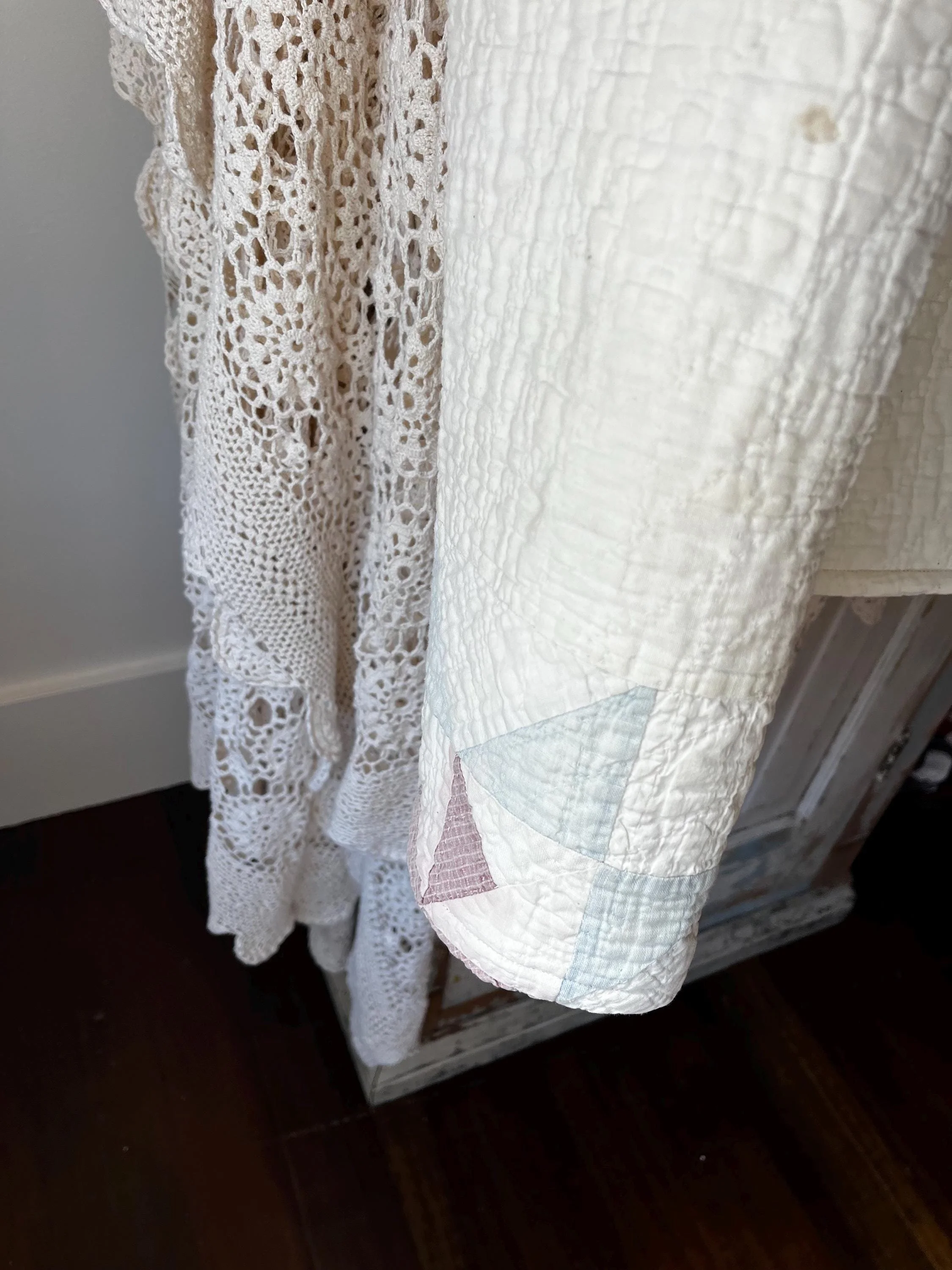 https://i.etsystatic.com/11614172/r/il/f3e076/8142810265/il_fullxfull.8142810265_sdzk.jpg