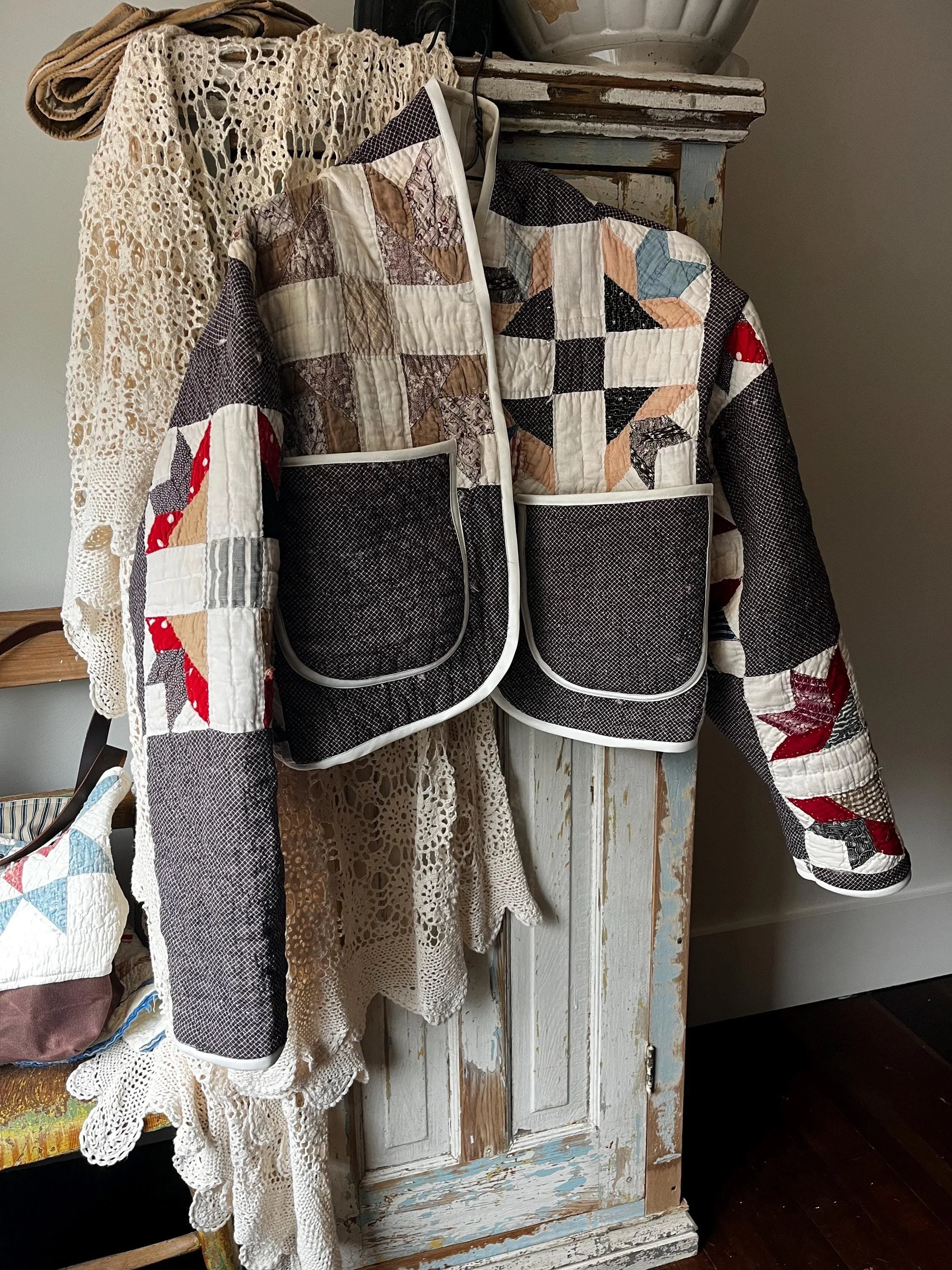 https://i.etsystatic.com/11614172/r/il/d79cb0/8094717130/il_fullxfull.8094717130_nw4z.jpg