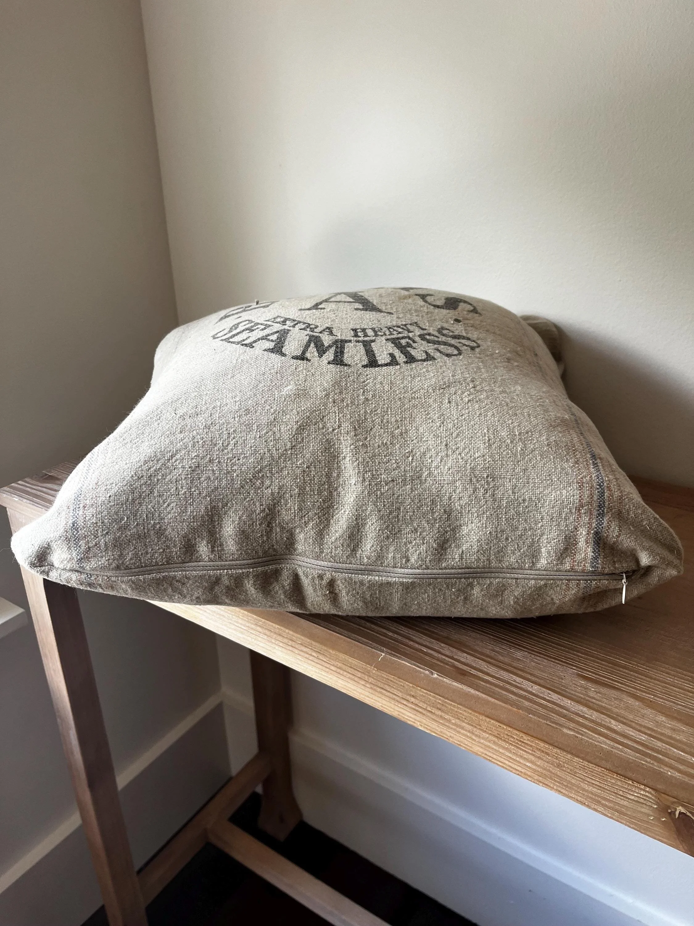 https://i.etsystatic.com/11614172/r/il/785216/8094509530/il_fullxfull.8094509530_opq9.jpg