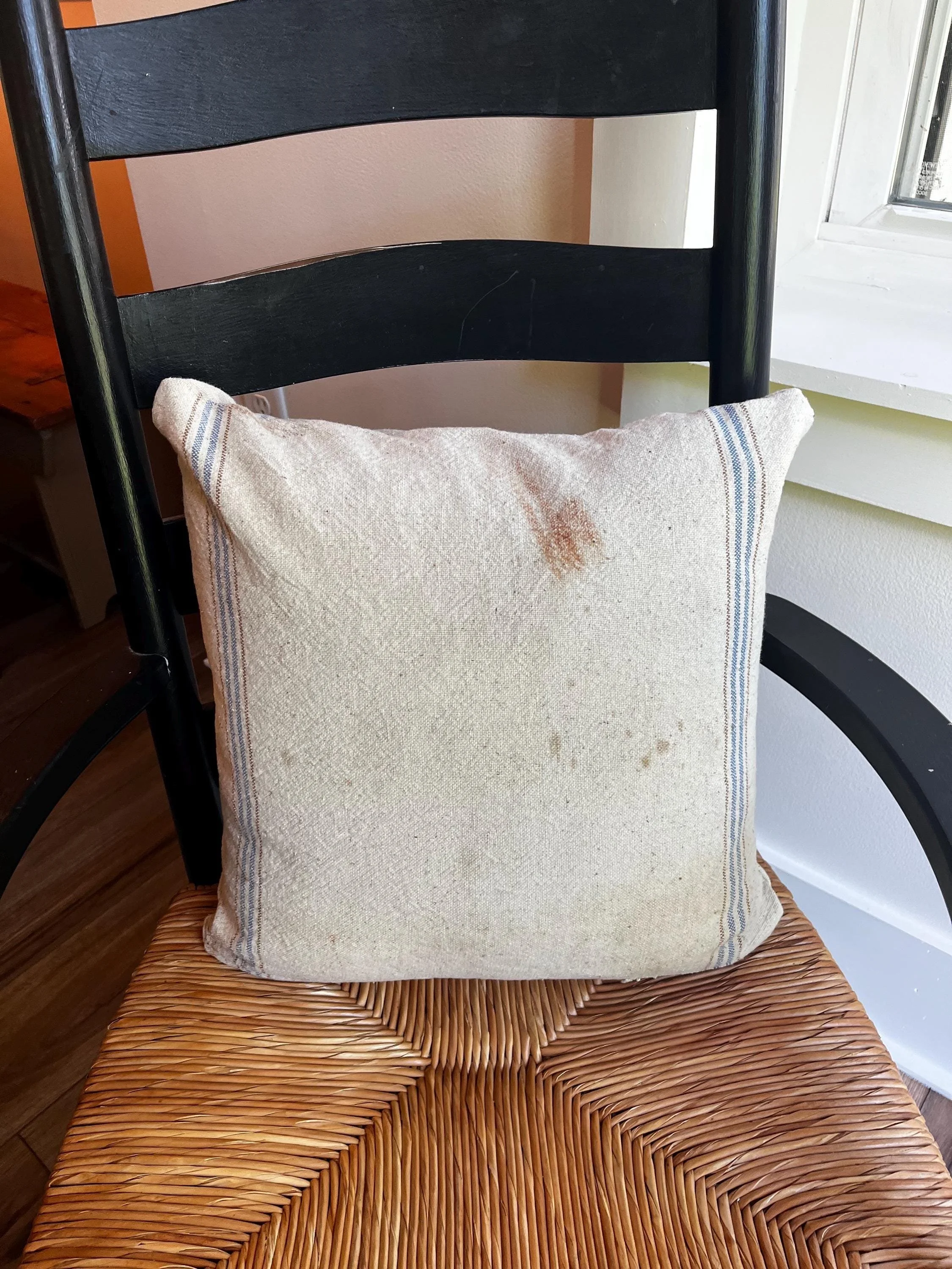 https://i.etsystatic.com/11614172/r/il/132449/8142229237/il_fullxfull.8142229237_n7ur.jpg