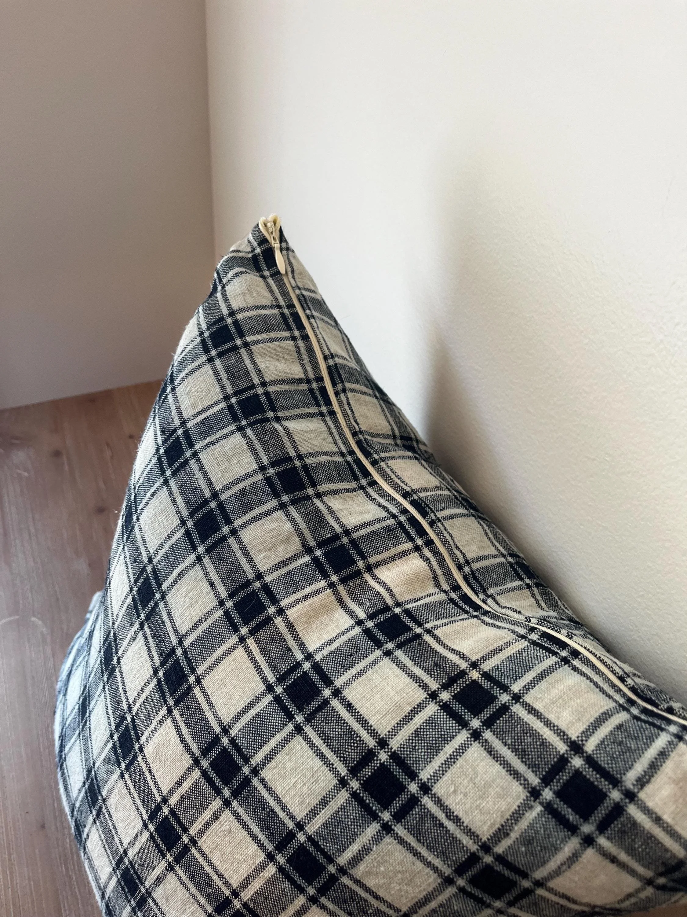 https://i.etsystatic.com/11614172/r/il/a968c9/8094306718/il_fullxfull.8094306718_cb1e.jpg