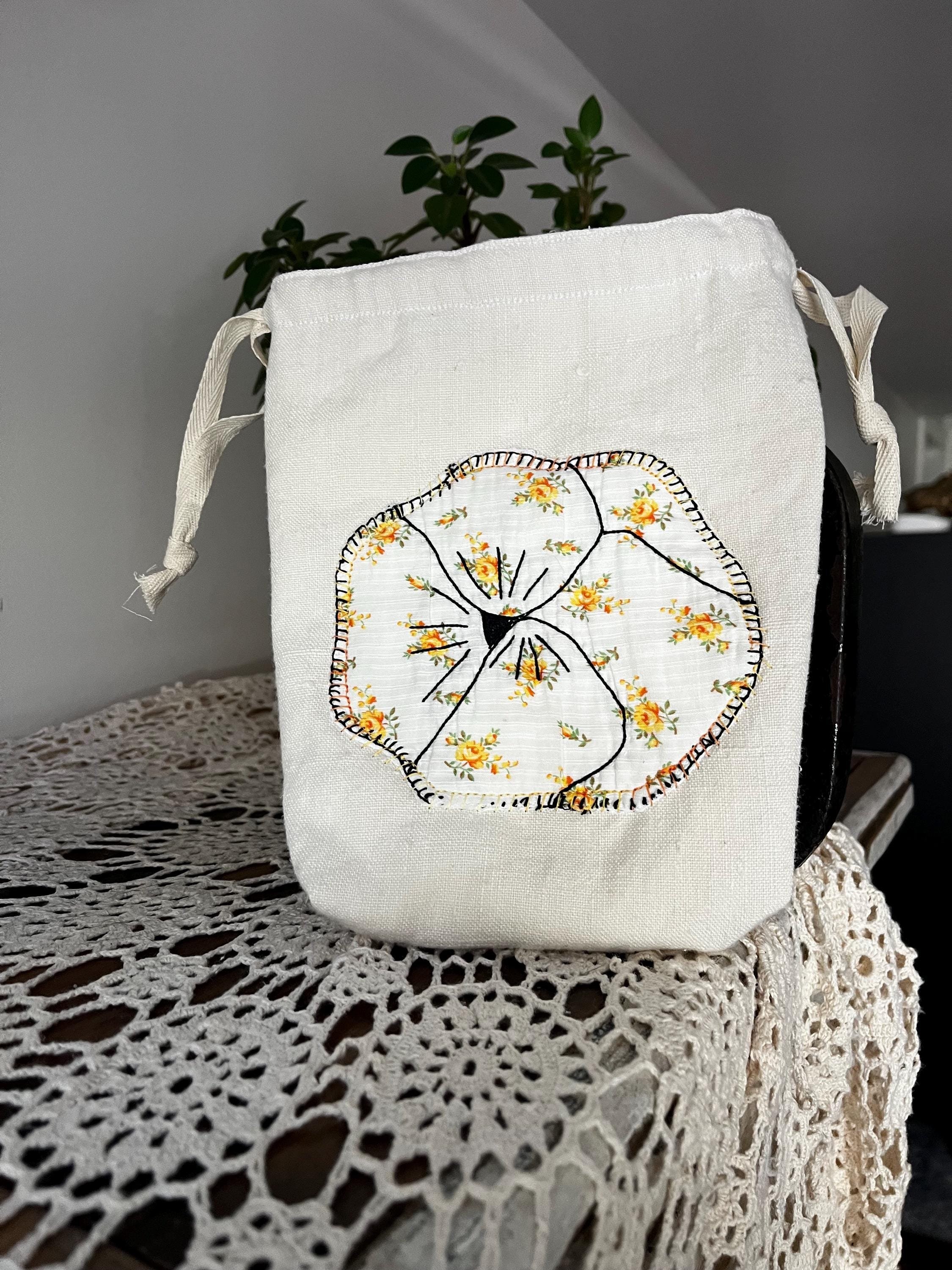 https://i.etsystatic.com/11614172/r/il/cdca15/8141338079/il_fullxfull.8141338079_ctgf.jpg