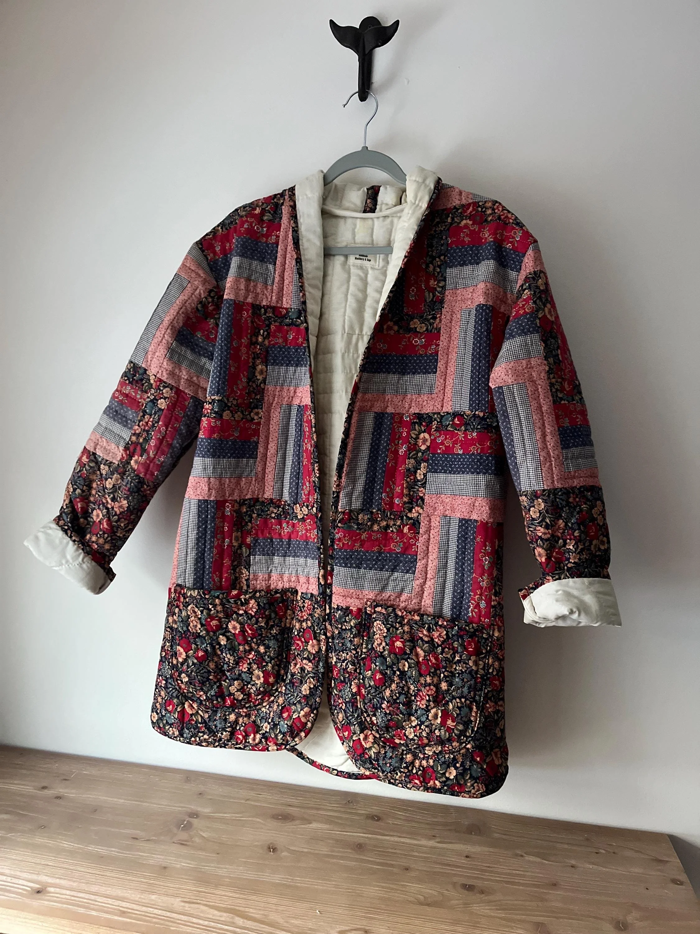 https://i.etsystatic.com/11614172/r/il/7da8d7/8093356694/il_fullxfull.8093356694_ffon.jpg