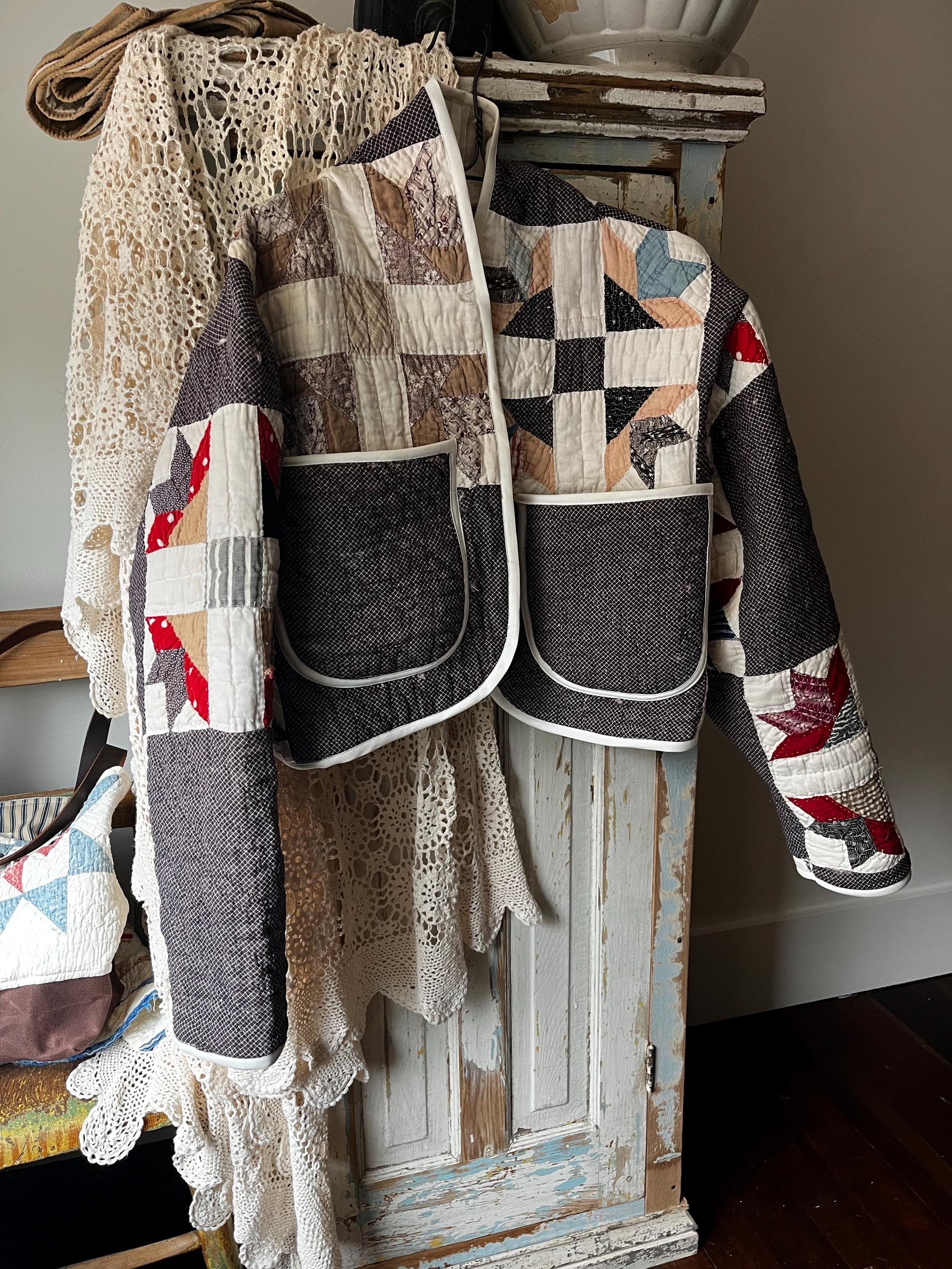 https://i.etsystatic.com/11614172/r/il/d79cb0/8094717130/il_fullxfull.8094717130_nw4z.jpg
