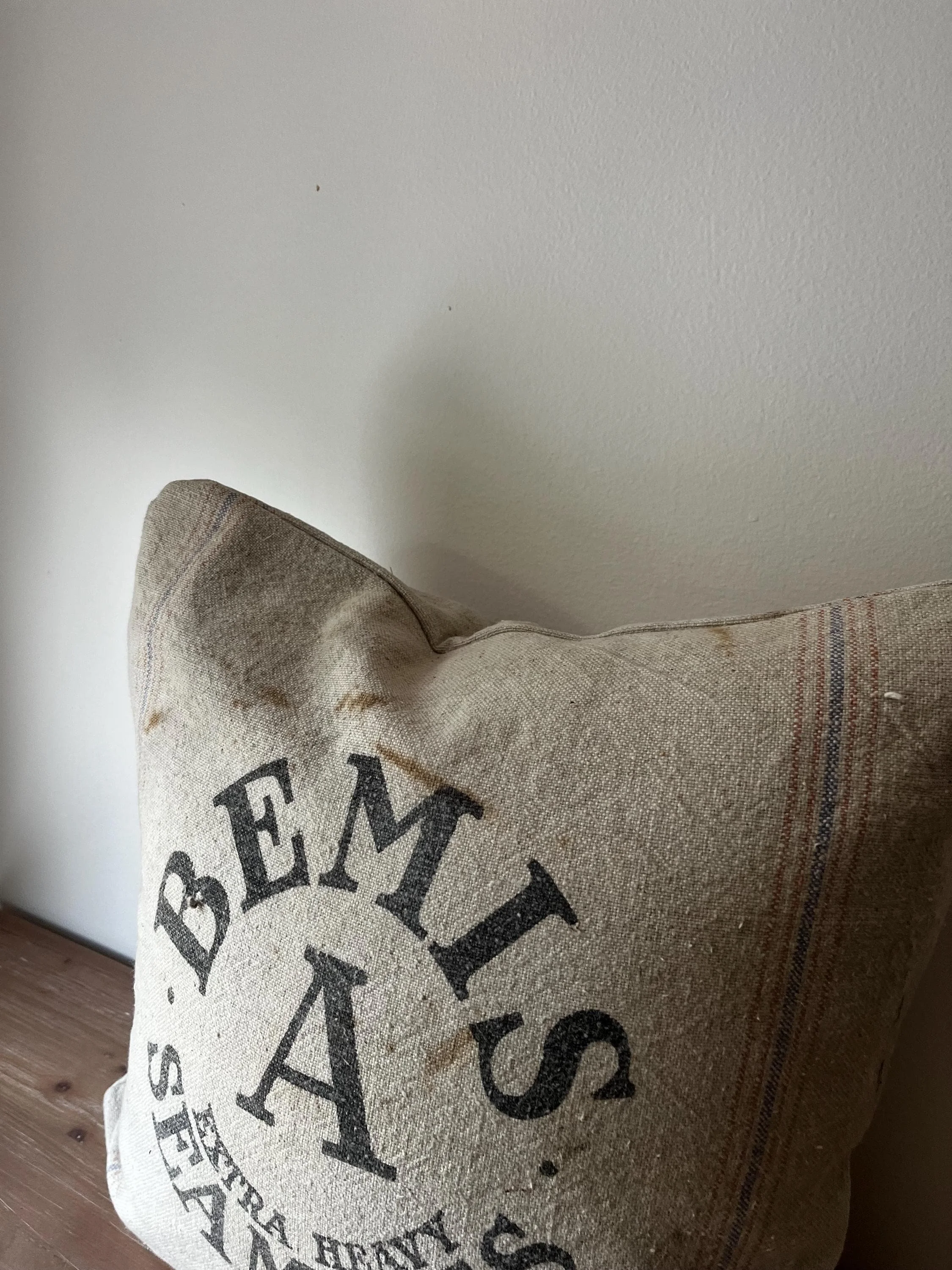 https://i.etsystatic.com/11614172/r/il/ad60e1/8142414925/il_fullxfull.8142414925_rdwq.jpg