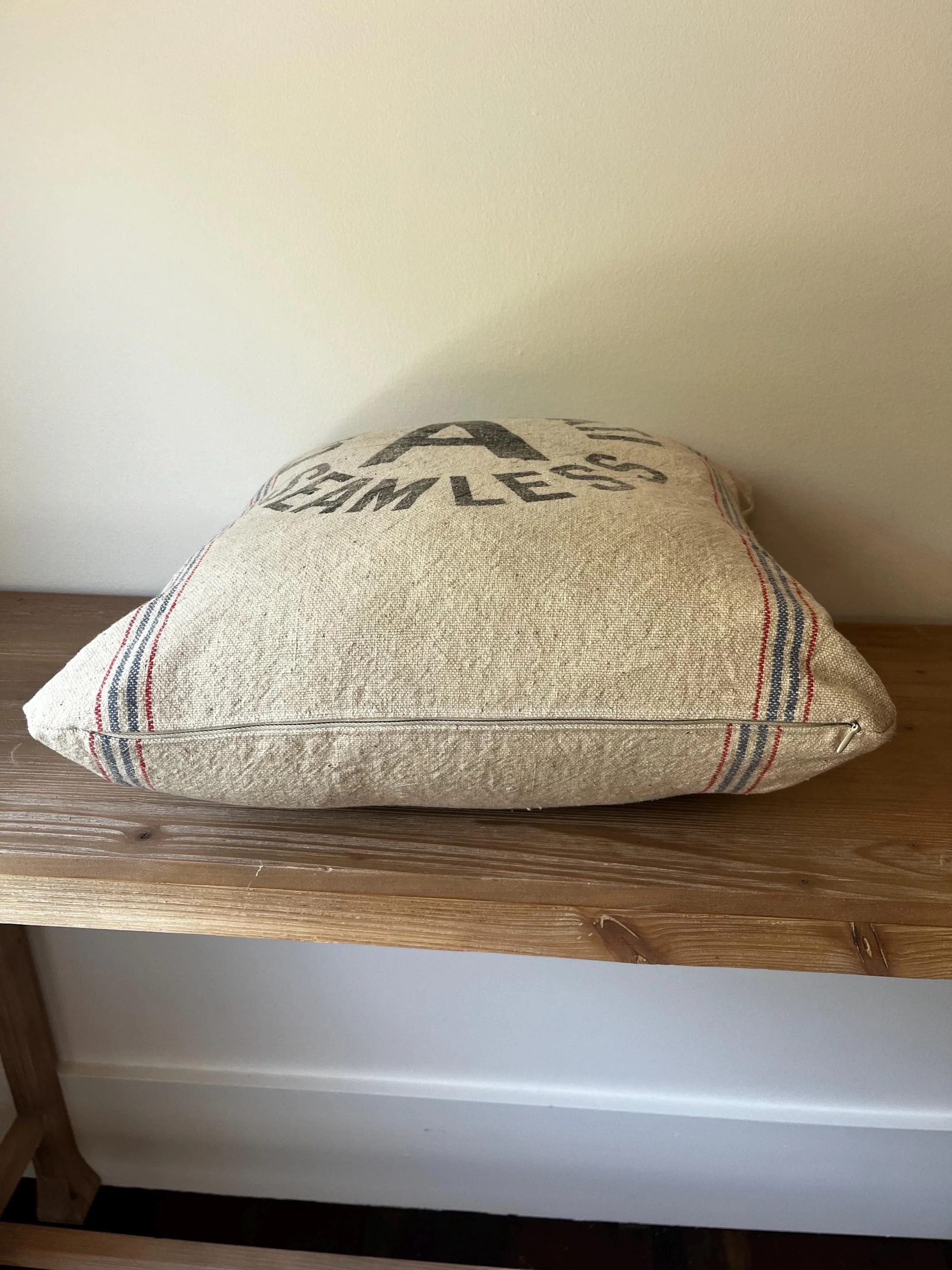 https://i.etsystatic.com/11614172/r/il/825ae6/8142382945/il_fullxfull.8142382945_mrg3.jpg