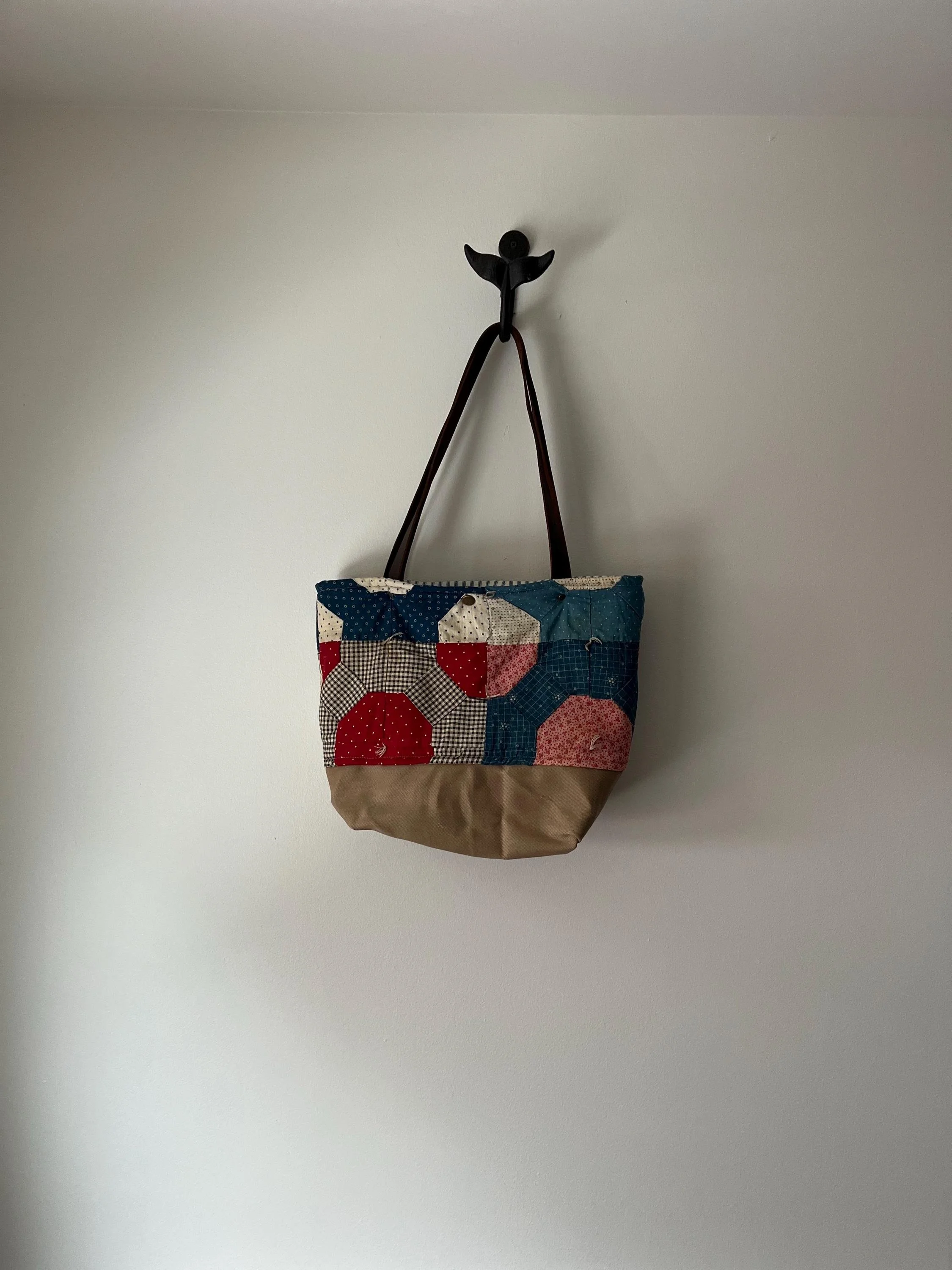 https://i.etsystatic.com/11614172/r/il/188455/8094166064/il_fullxfull.8094166064_oirw.jpg