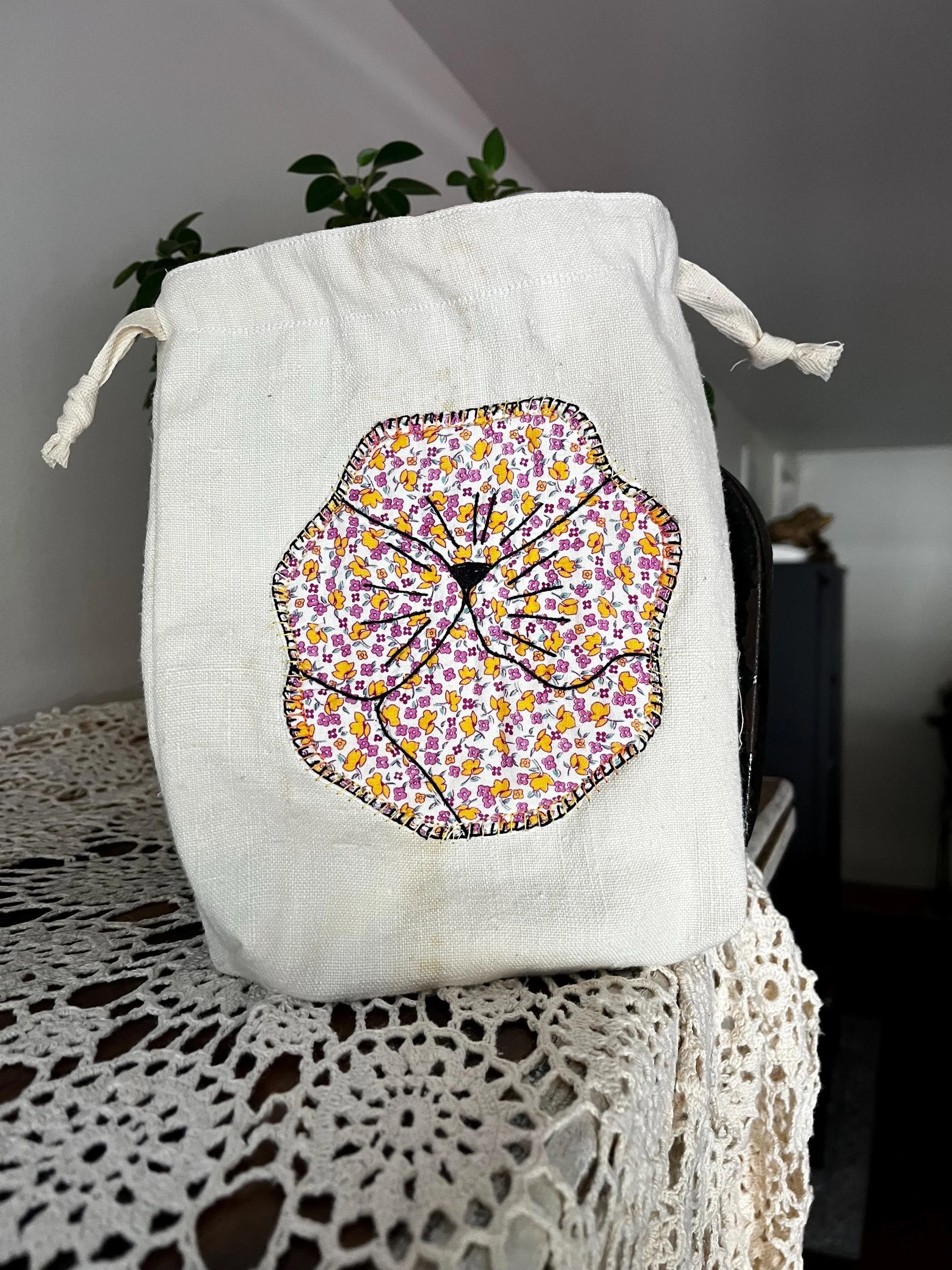 https://i.etsystatic.com/11614172/r/il/f7d738/8093457254/il_fullxfull.8093457254_mu7k.jpg