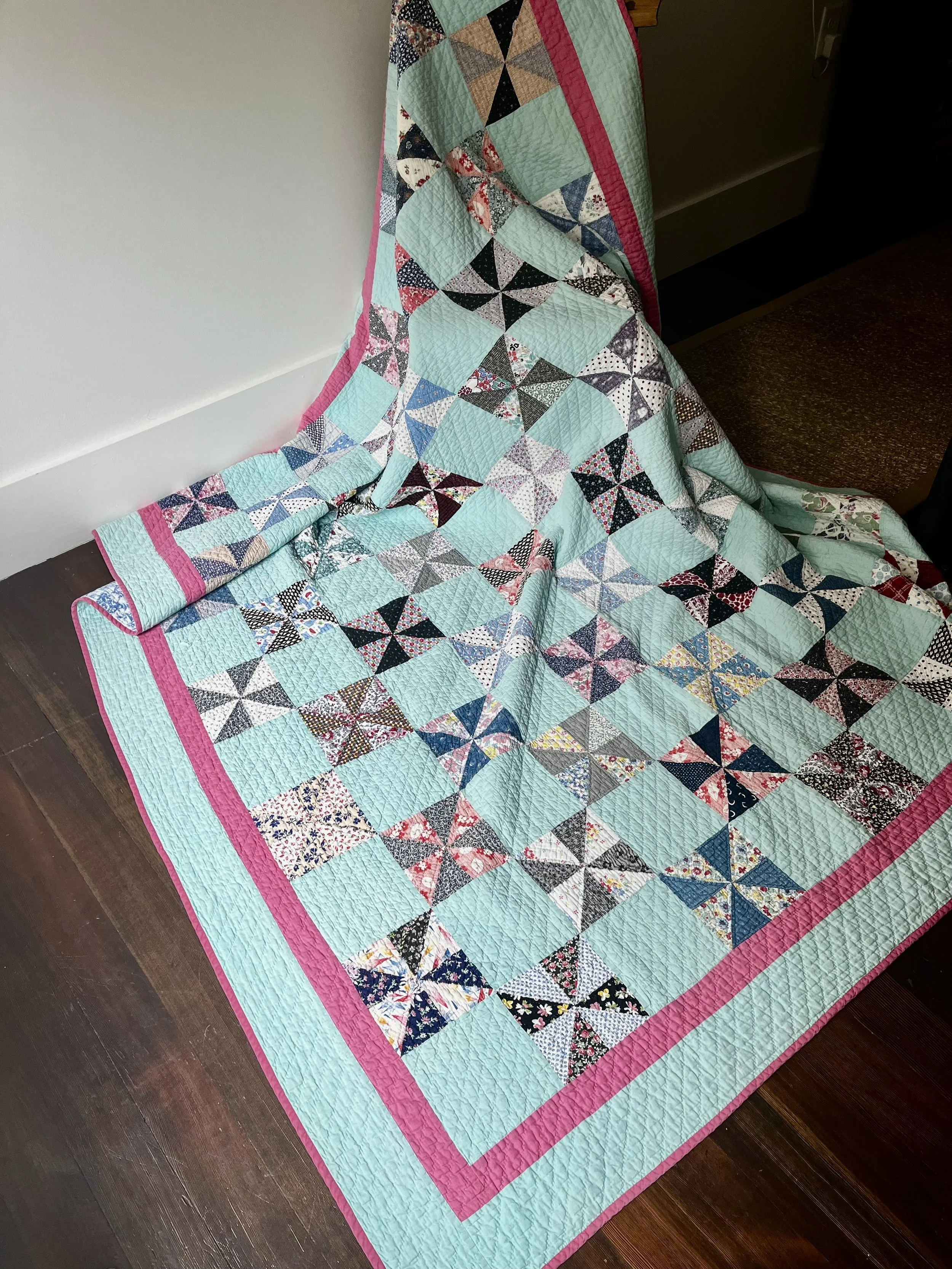 Vintage 1930s Feed Sack Pinwheel Quilt
