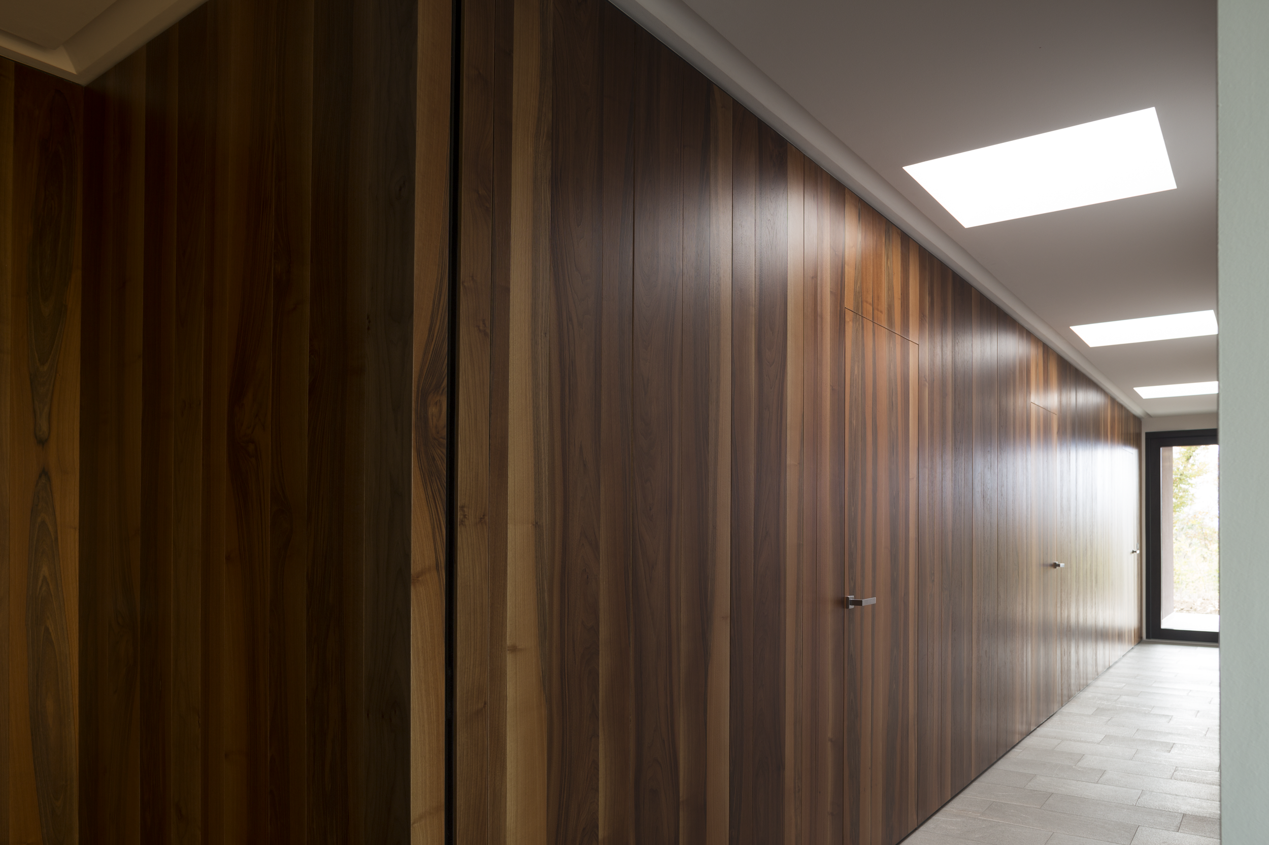 F HOUSE_interno-1v_per sito.png