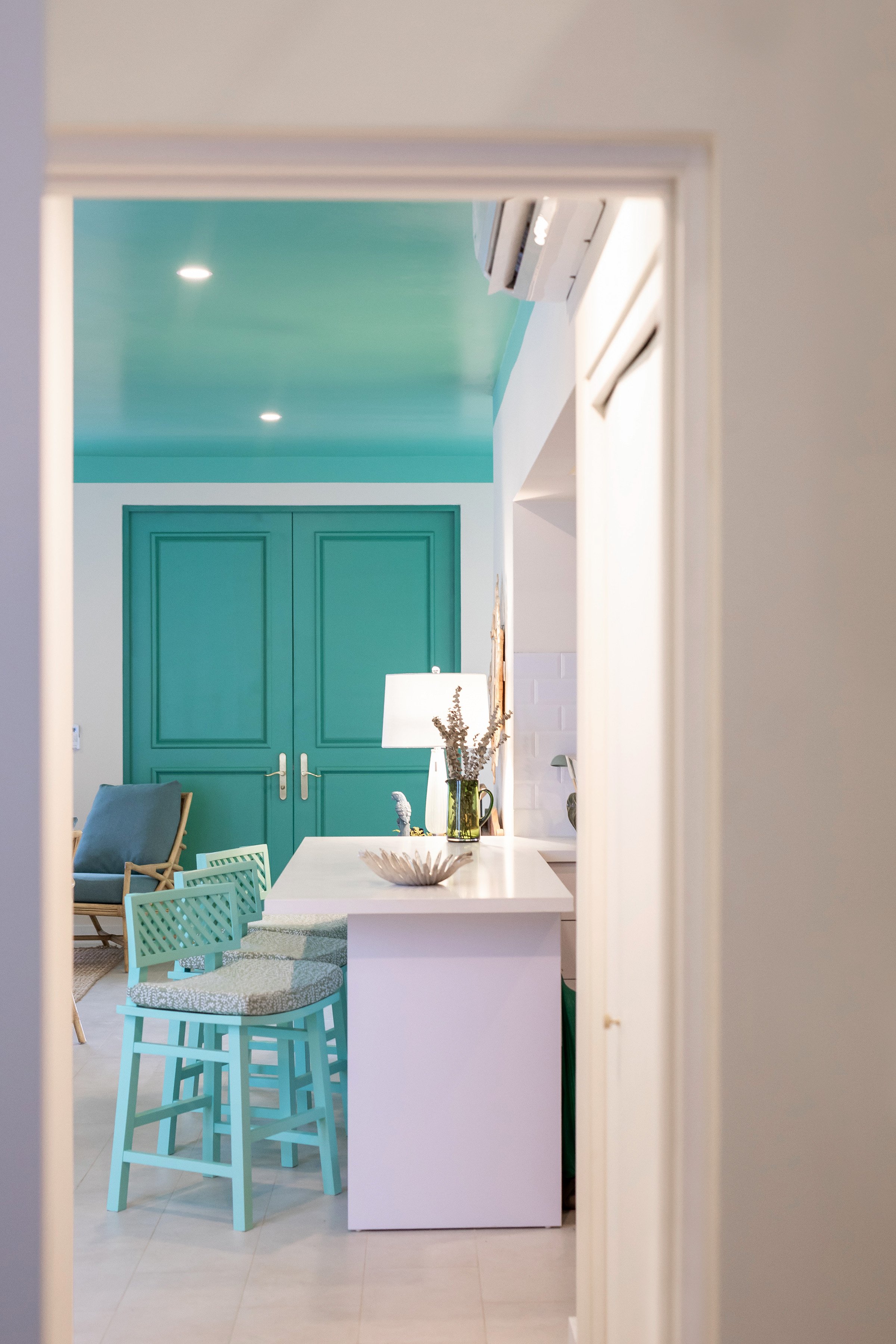 Las Catalinas kitchen frame.jpg