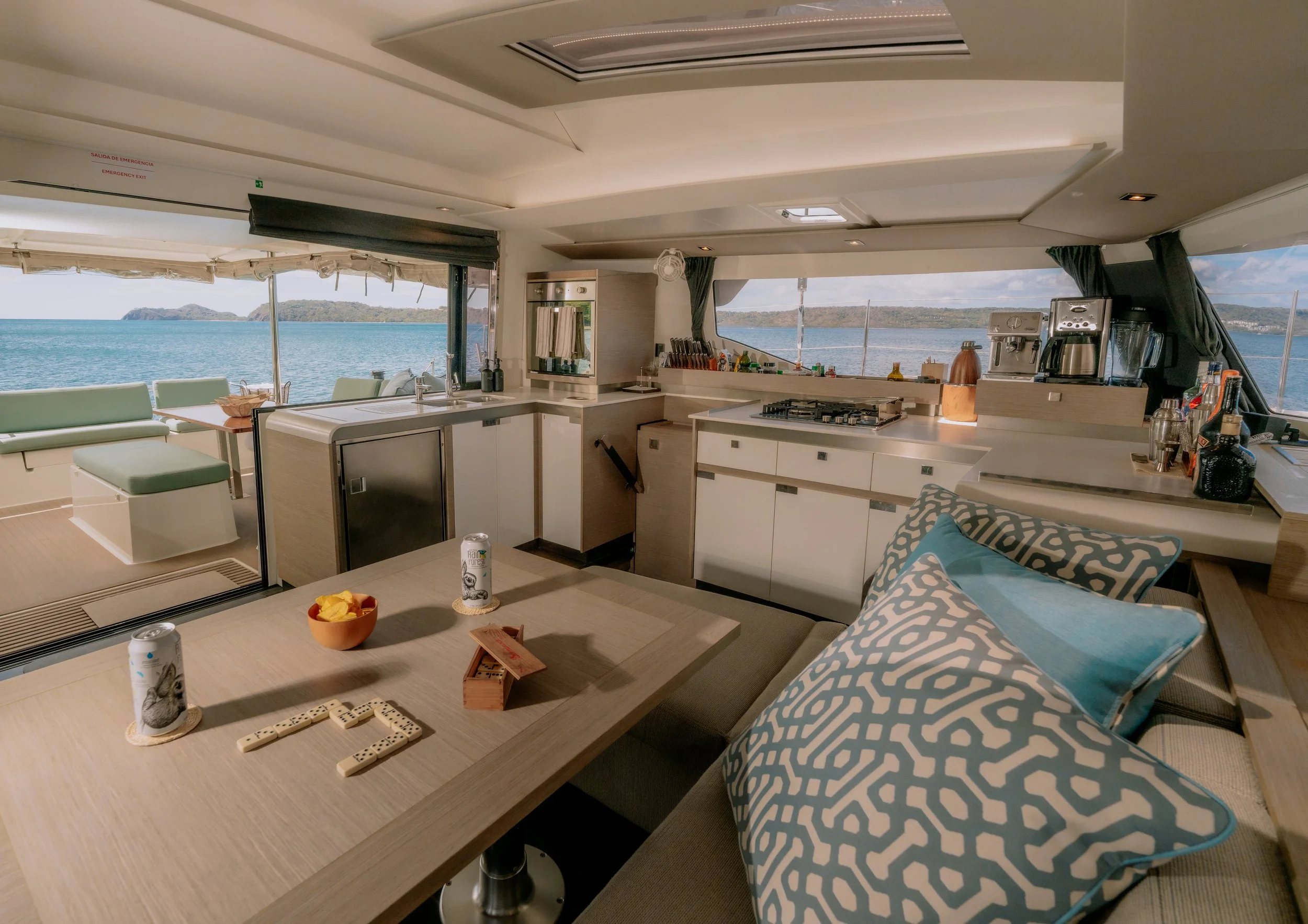 Euphoria_Interior-dinning.jpg
