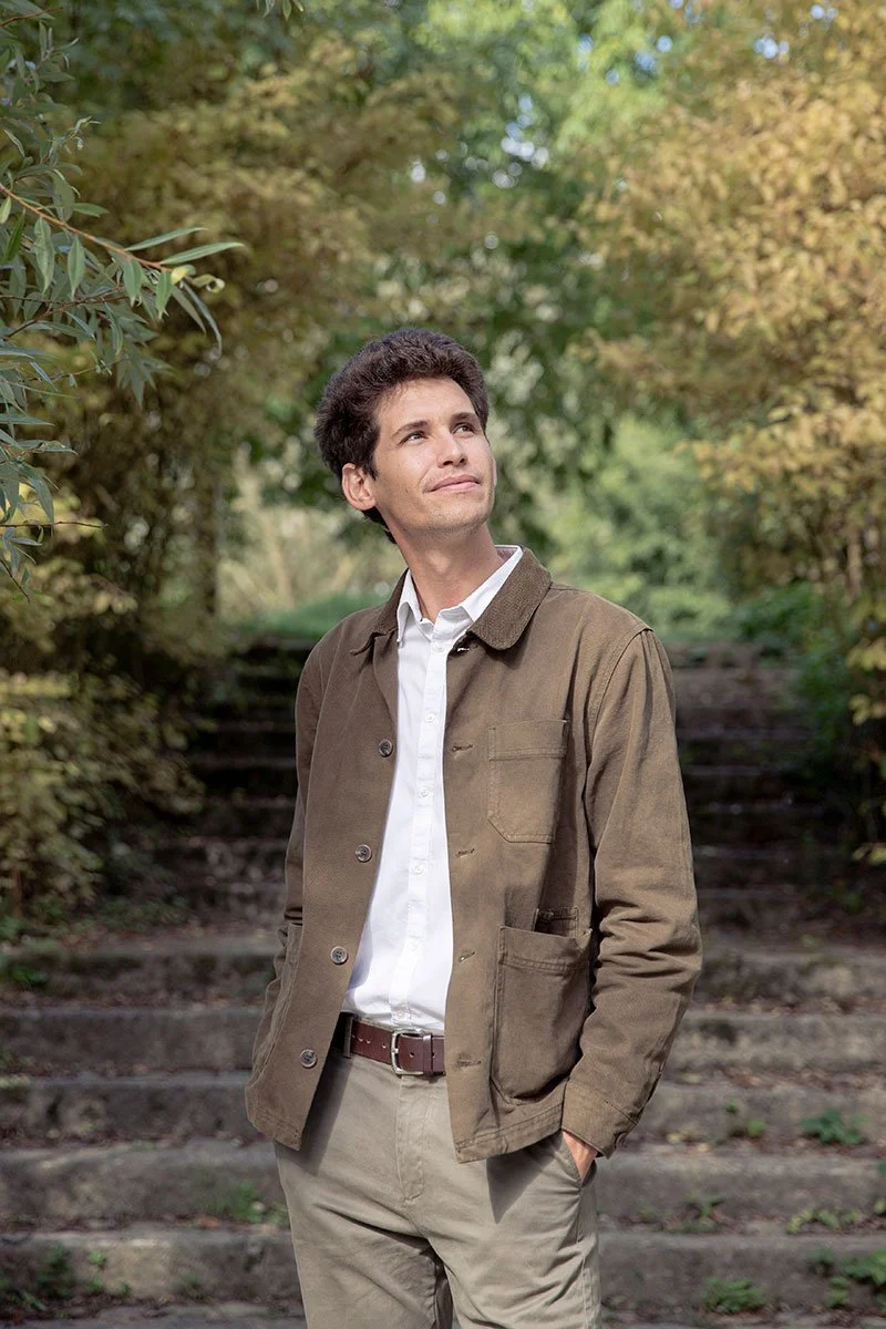 Thomas Robinet, chef de projet en solutions fondées sur la forêt. Angers, septembre 2025, pour La Caisse des Dépôts et Consignations.