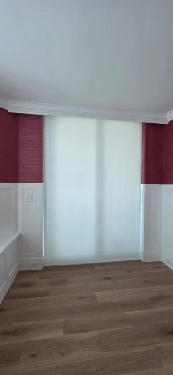 Open Roll 1% Brite White Roller Shade Bedroom 5069 (2).jpg