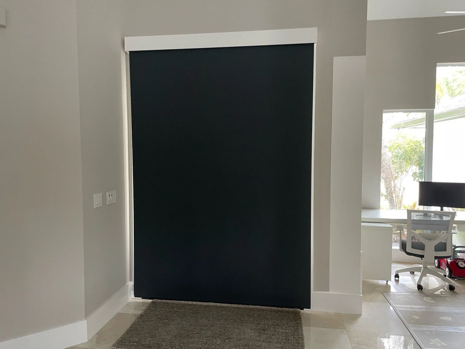 5 in Flatwood Valance BO Black Front Door 5940.jpg
