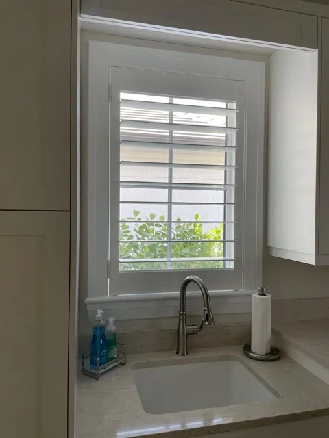 Clearview Kitchen Sink 1 Panel 4.5 Louvers.jpg