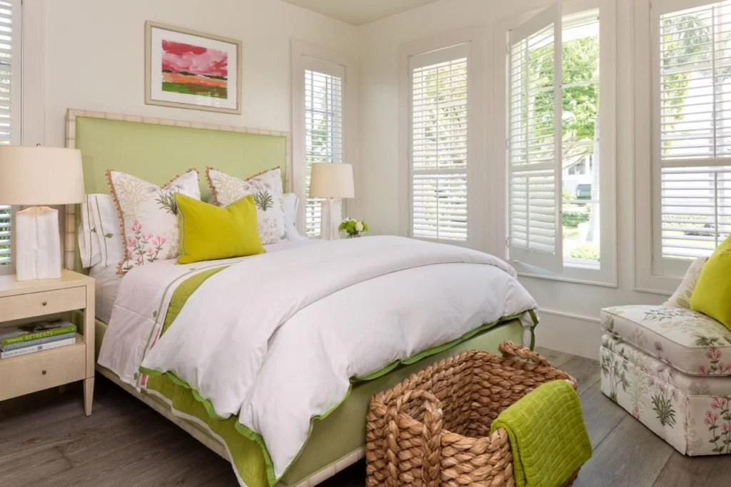 Clearview vs. Center Tilt Rod Plantation Shutters: Which Style Is Right for Your Home?