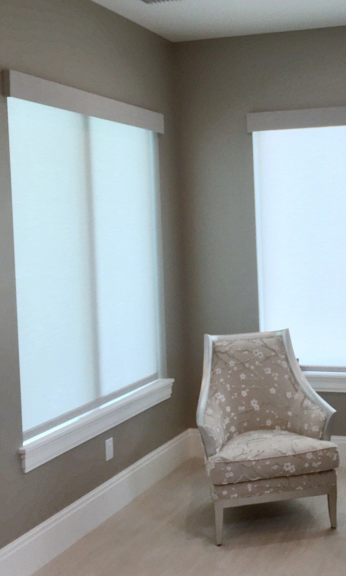 Fabric Valance with Roller Shades closed 1a.jpg