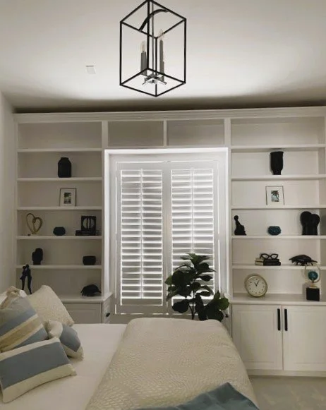 Center Tilt Rod Around Bookcases 2 Panel 3.5 Louvers.jpg