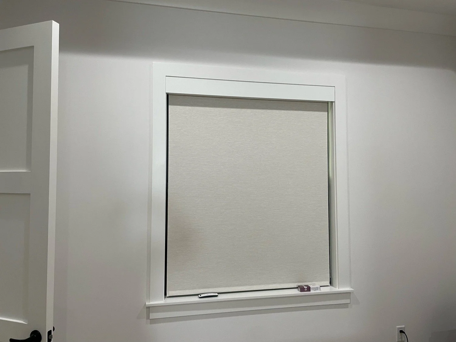 5 in Flatwood Valance BO Sand Bedroom 6108.jpg