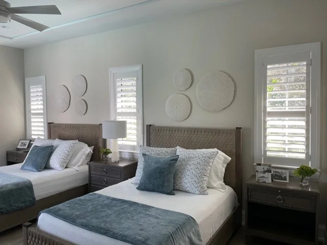 Clearview Guest Bedroom Three 1 Panel with Mid-rails, 4.5 Louvers.jpg