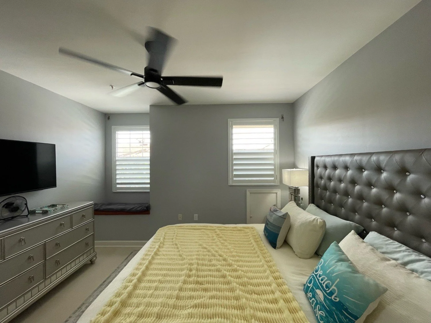 Clearview Bedroom 1 Panel Cut TIlt 4.5 in Louvers 5024.jpg