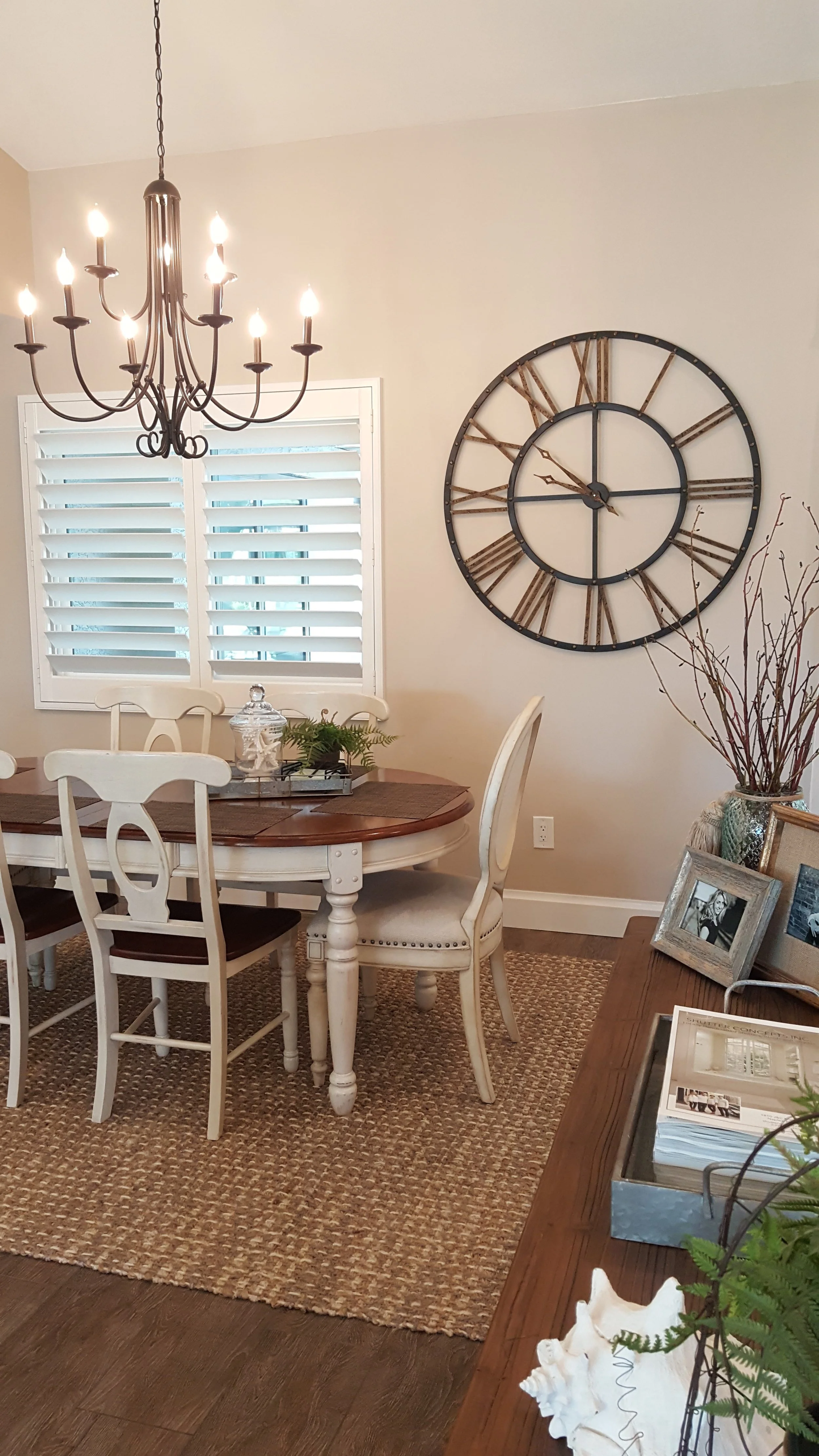 Clearview Dining Room 2 Panel 3.5 Louvers (2).jpg