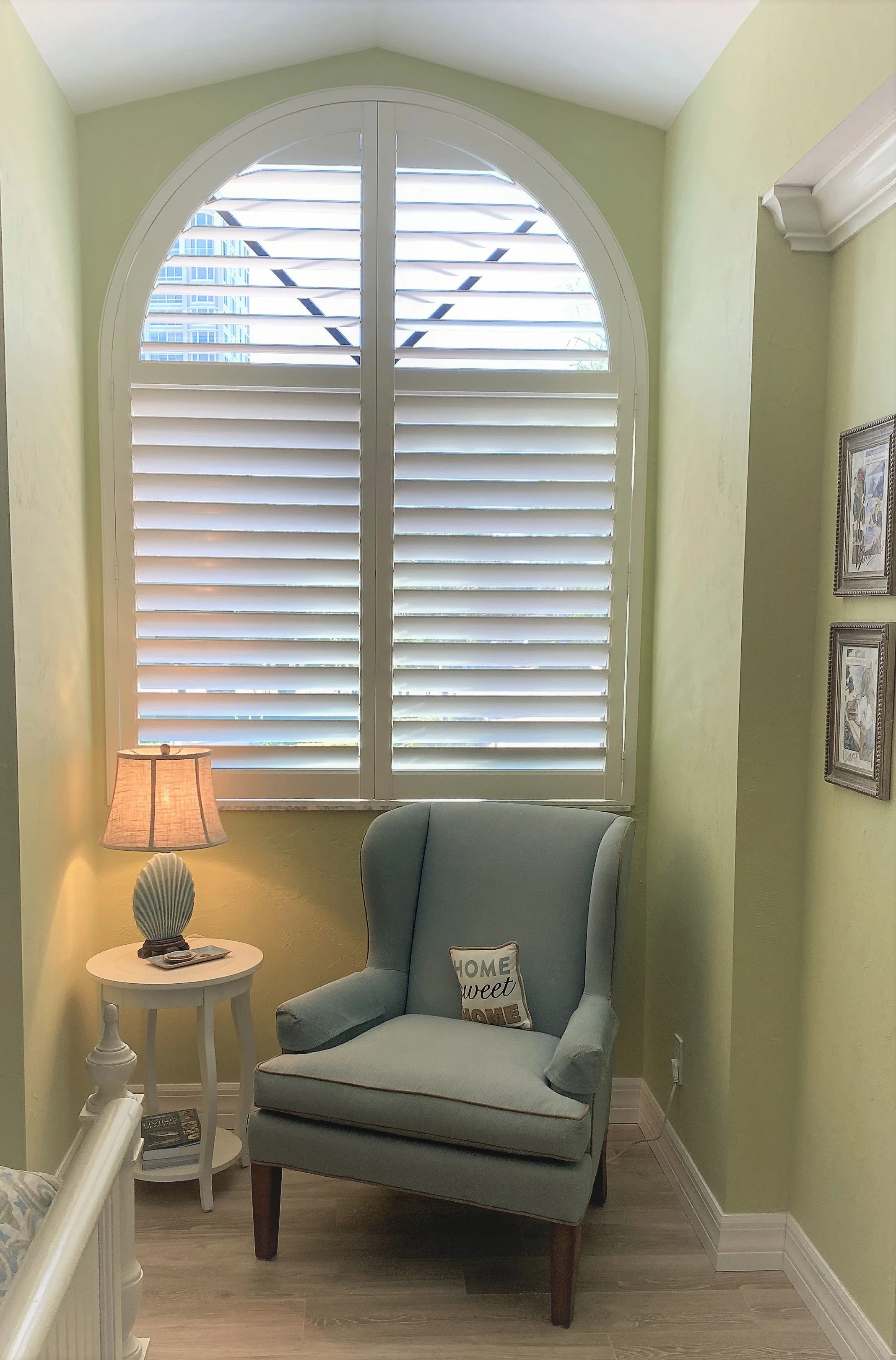 Clearview Bedroom 2 Panel Arch Shutter with Mid-Rails 3.5 Louvers.jpg