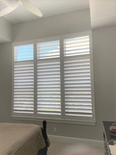 Clearview Bedroom 3 Panels with Mid-Rails 4.5 Louvers.jpg