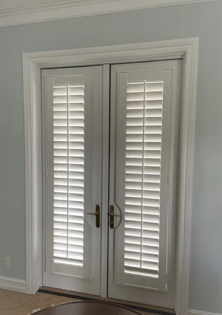 French Radius Doors, Center Tilt Rod.jpg