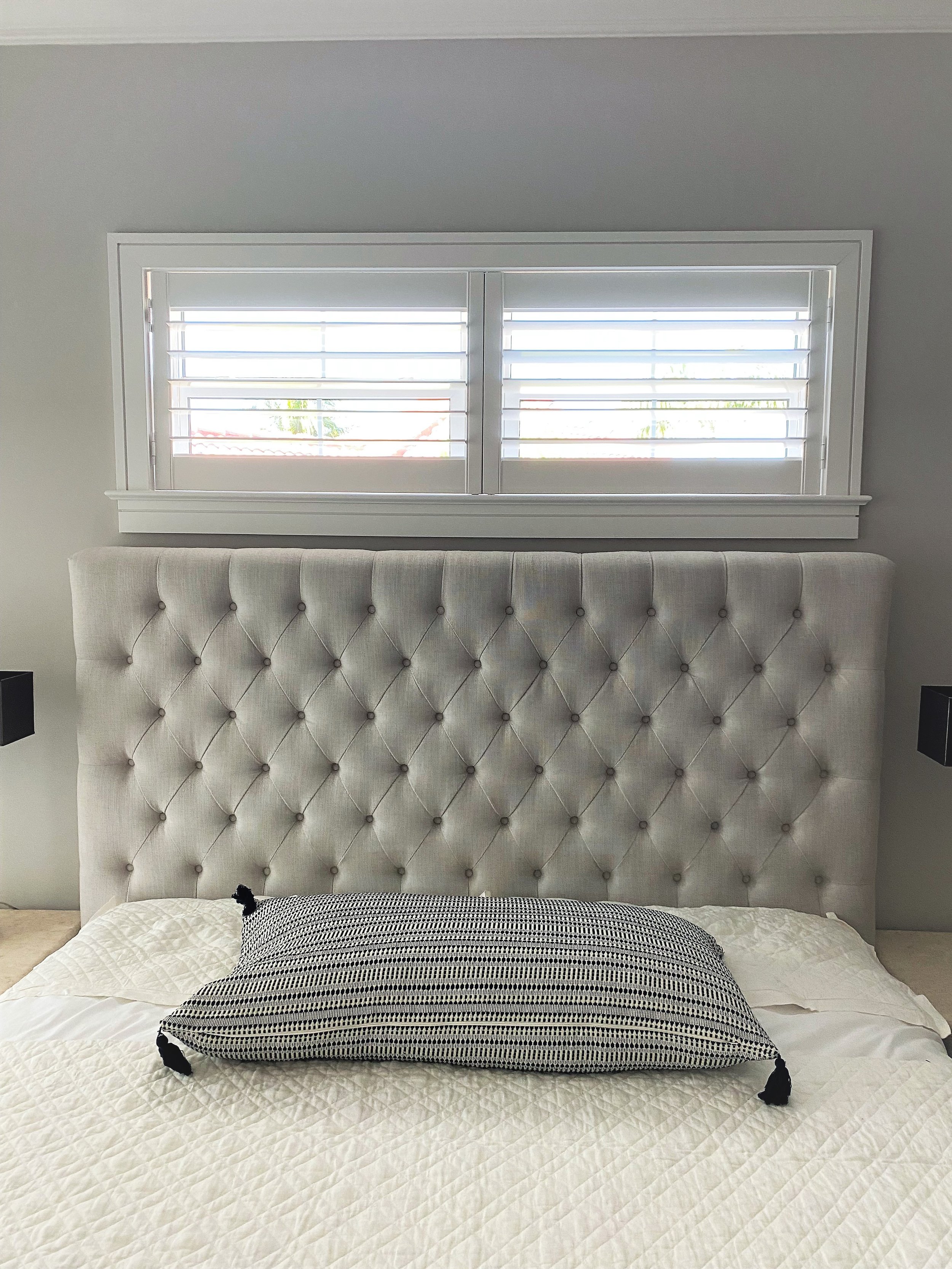 Above a bed, Clearview, 3.5 inch louvers.jpg