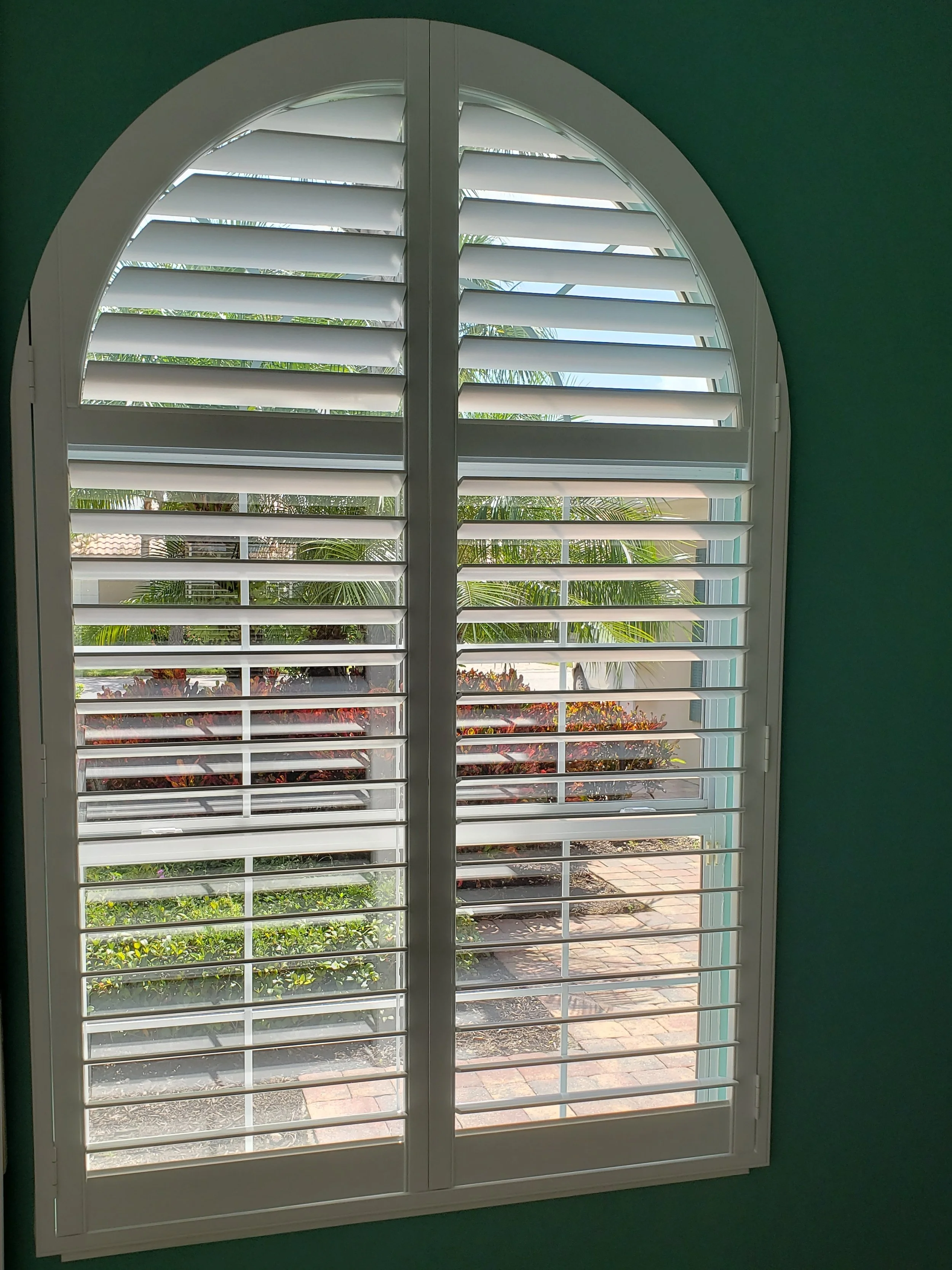 Clearview Arch with mid-rail.jpg