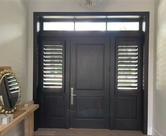 Sidelites Stained, Transom not covered, Clearview.jpg