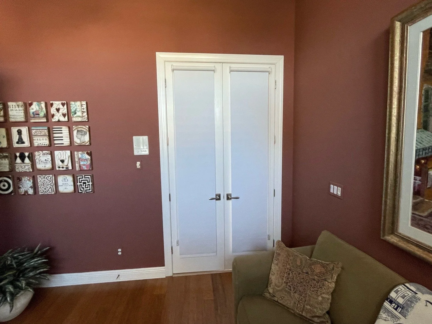 Open Roll BO Santiago Brite White Study Door 5842.jpg