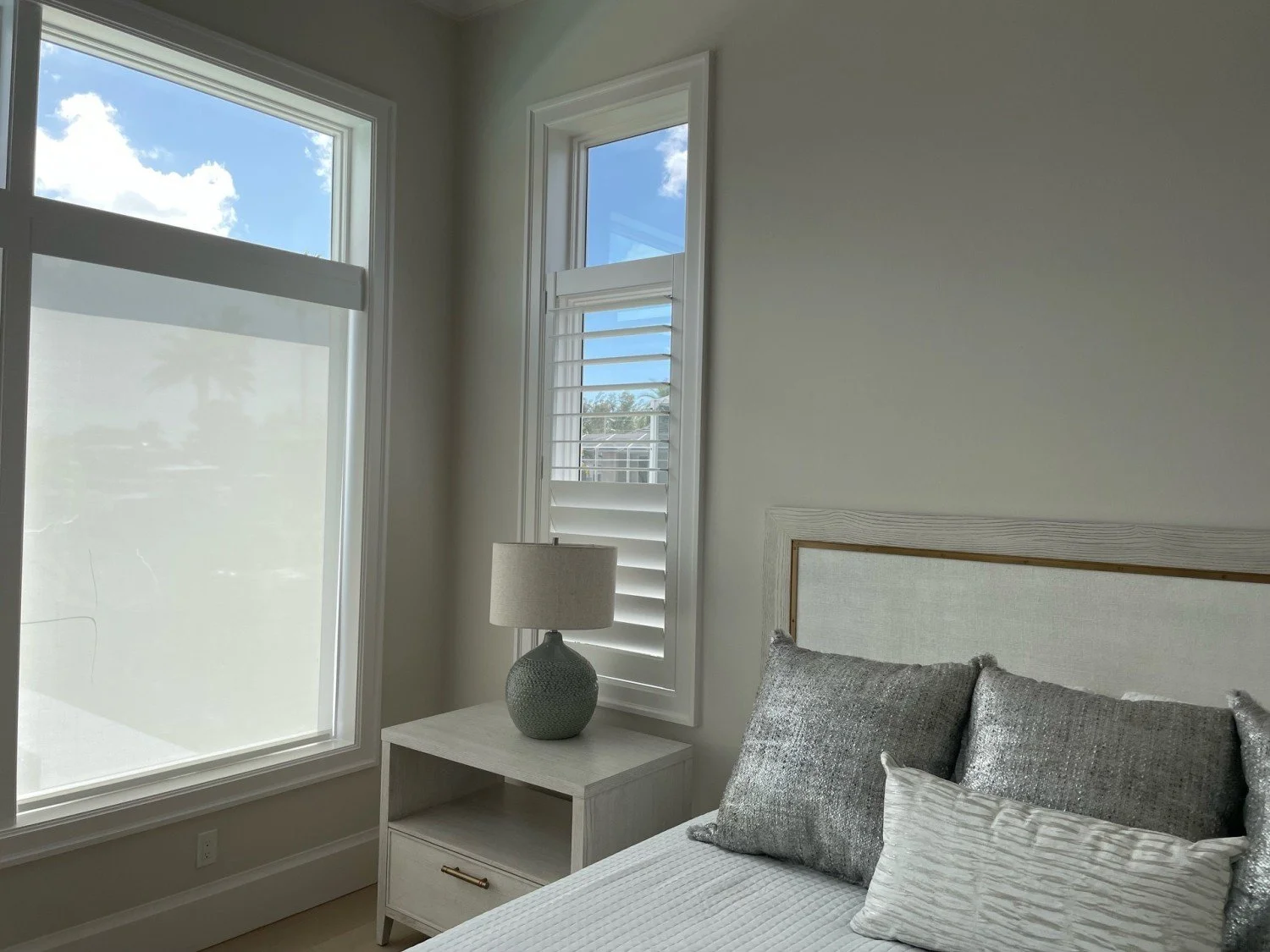 Clearview Bedroom 1 Panel Cut Tilt Direct Mount 5366.jpg