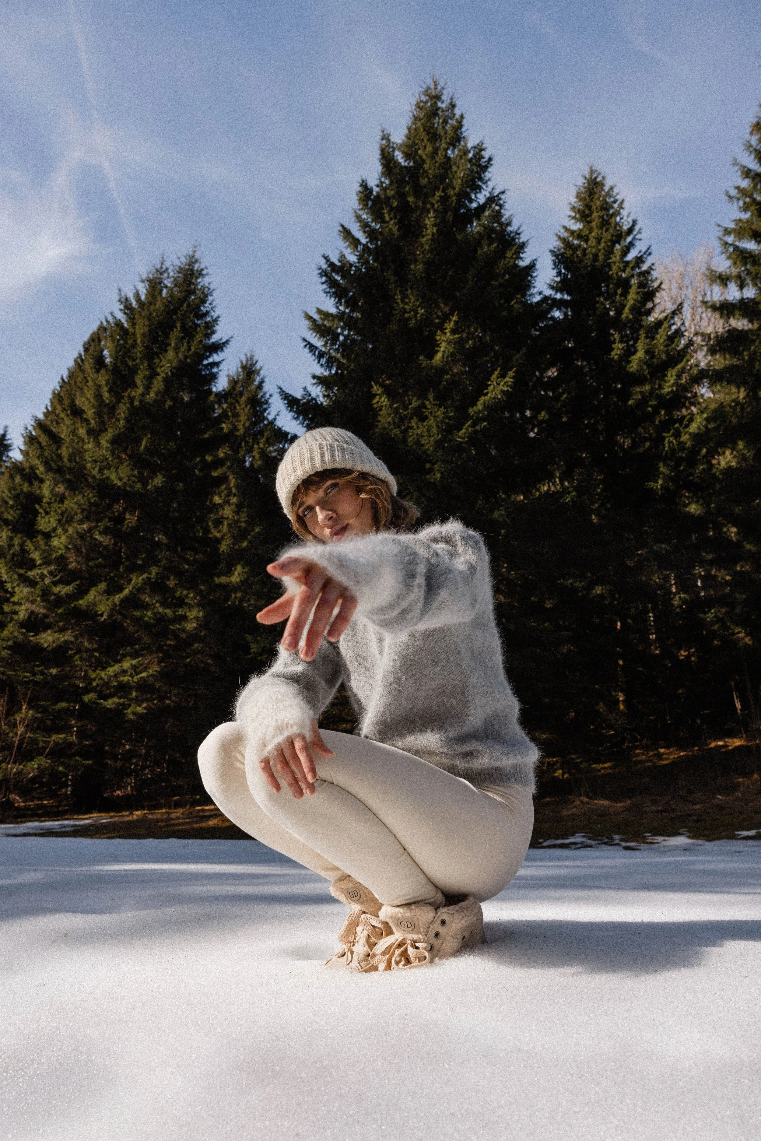 shooting-photo-mode-femme-pull-hiver.jpg