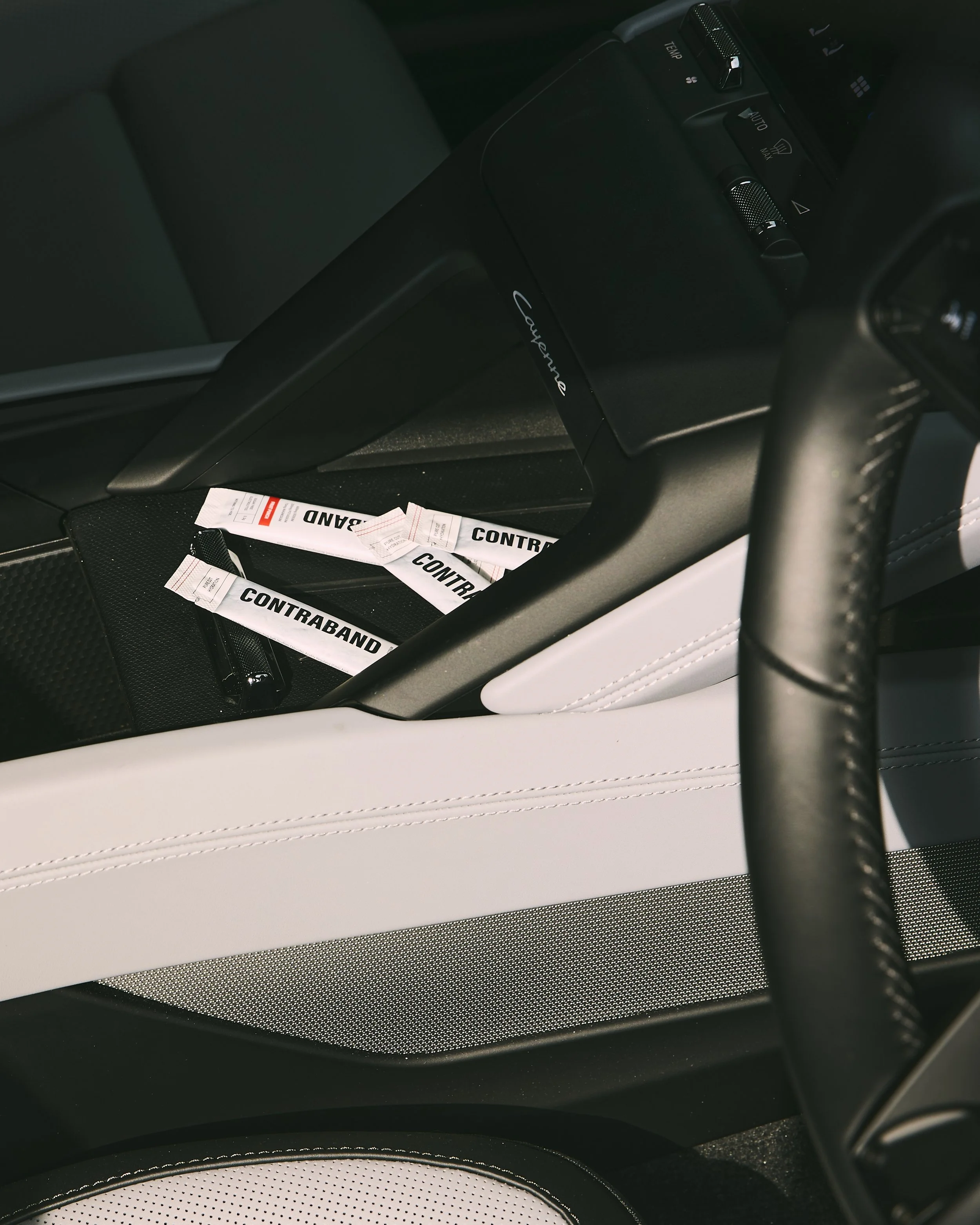16_08_26_ContrabandxPorsche_Photos 59.jpg