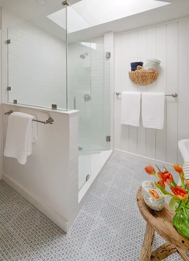 SWshower.webp