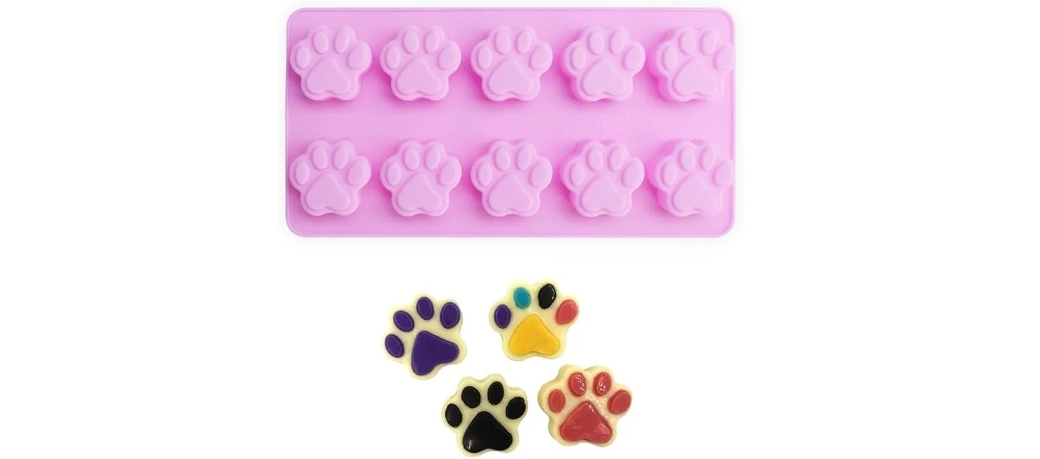 Dog treats freezer molds