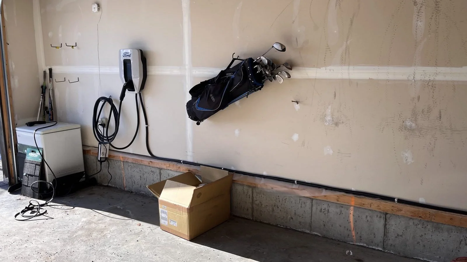Ford Lightning charger in Chaparral: a 50 amp EV plug with energy management