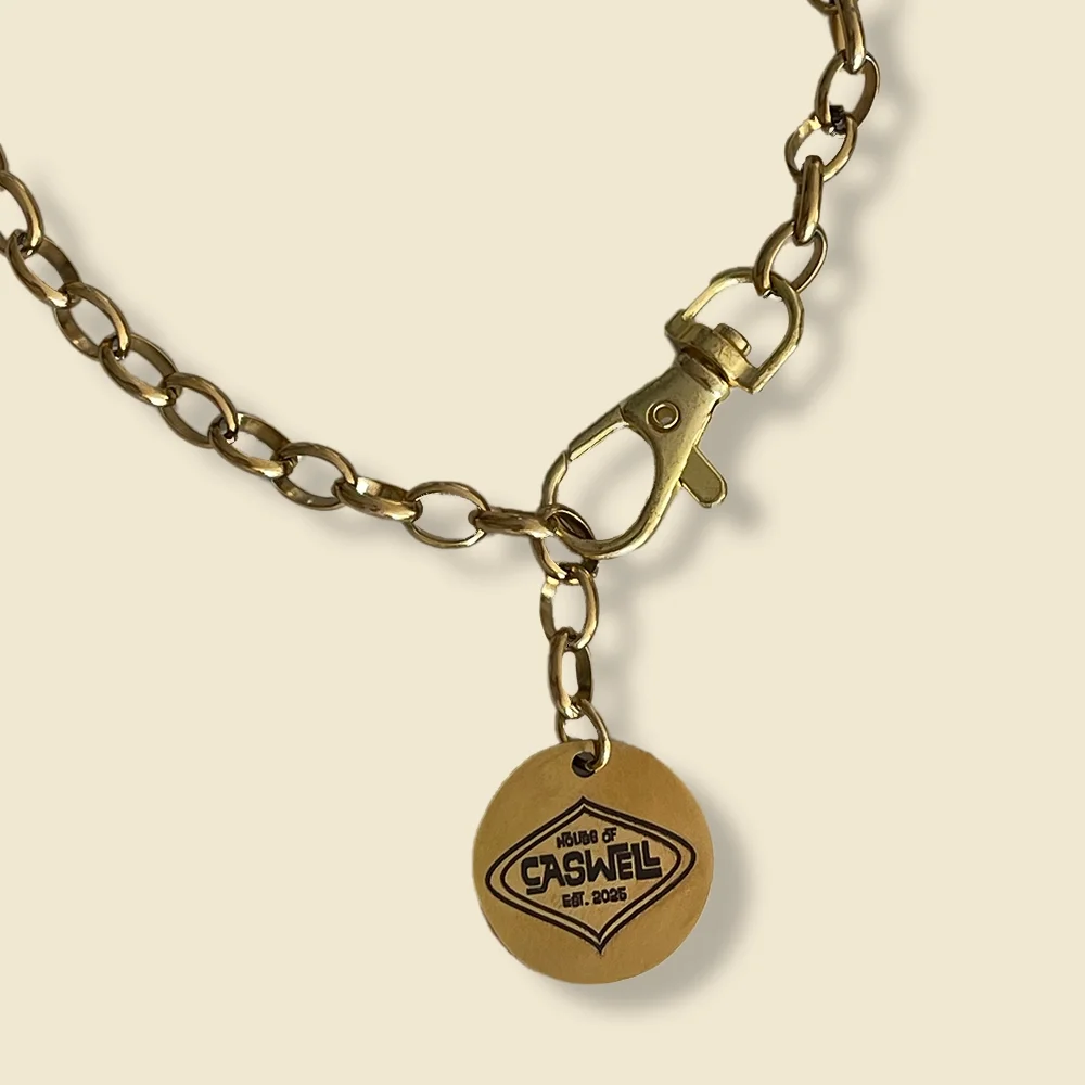 Necklace w: chain.webp