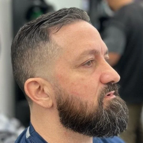 men's beard trim