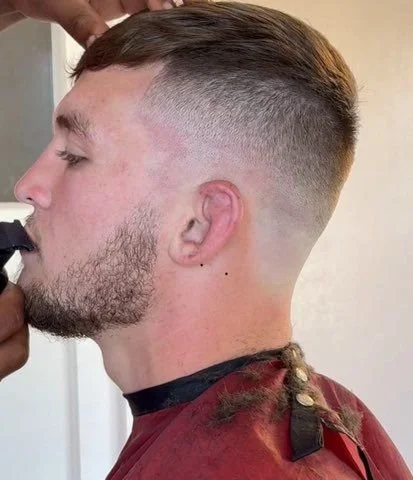 men's beard and hair trim
