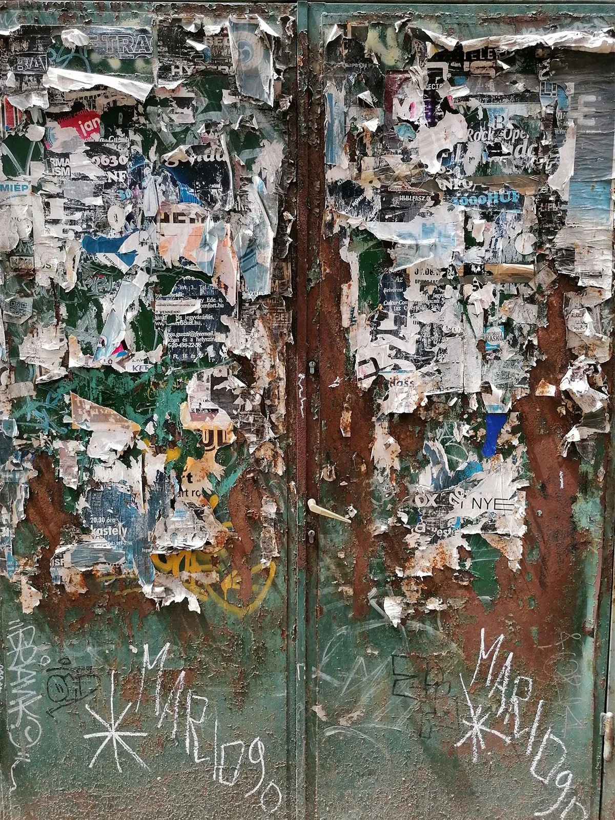 Shedding old patterns and shaping a new artistic vision — the abstract layers of inner transformation.